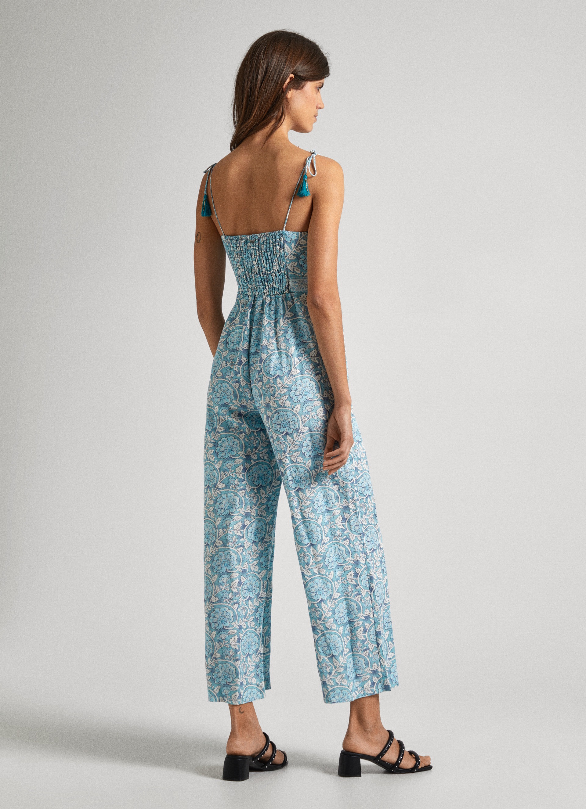 Pepe Jeans Overall »MATILDE«, mit floralem Alloverprint in sommerlicher Qualität mit Leinen