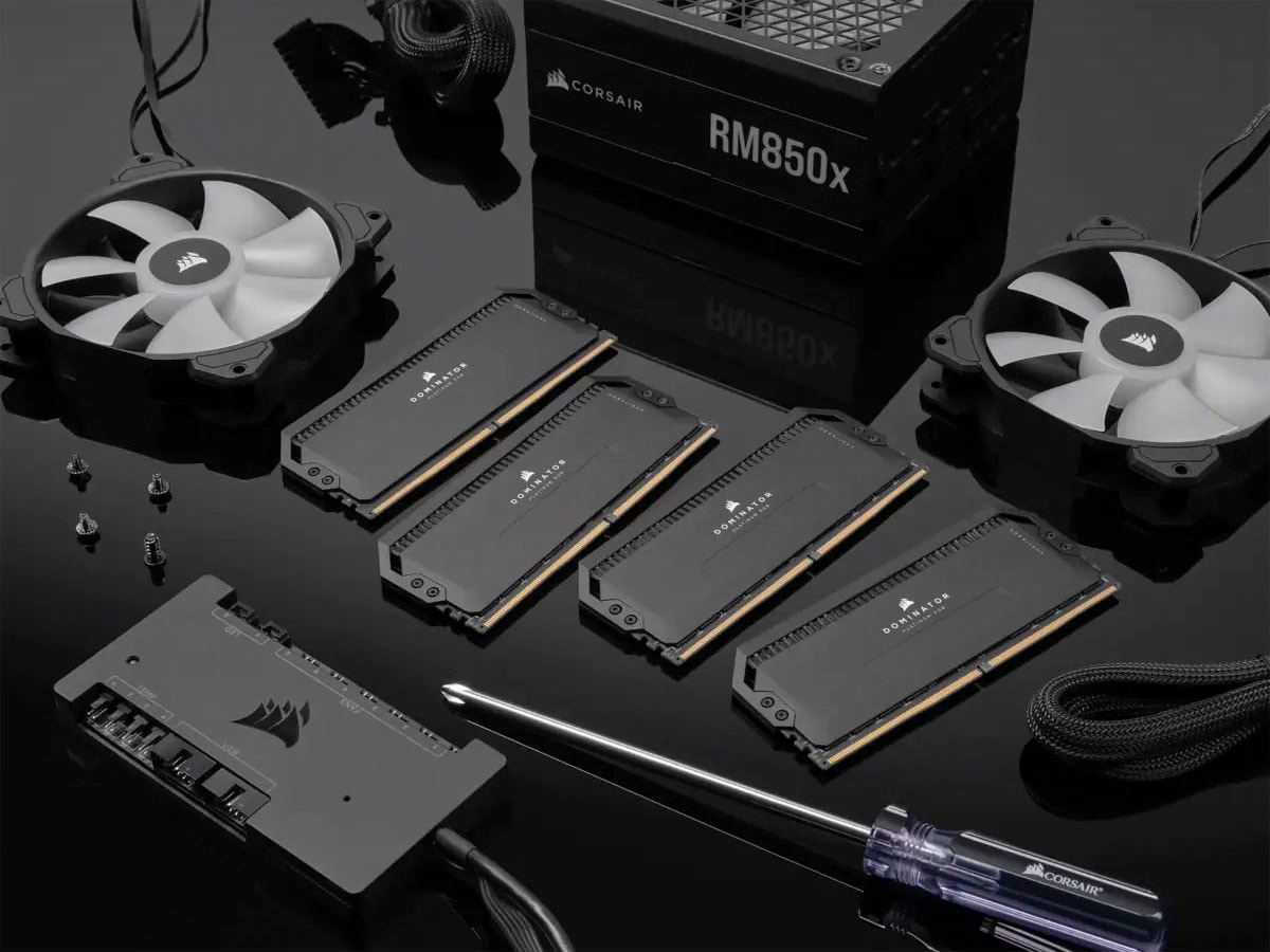 Corsair Arbeitsspeicher »Dominator Platinum RGB DDR5 6200MHz DIMM 32GB (2x16GB)«, RGB Beleuchtung ICUE