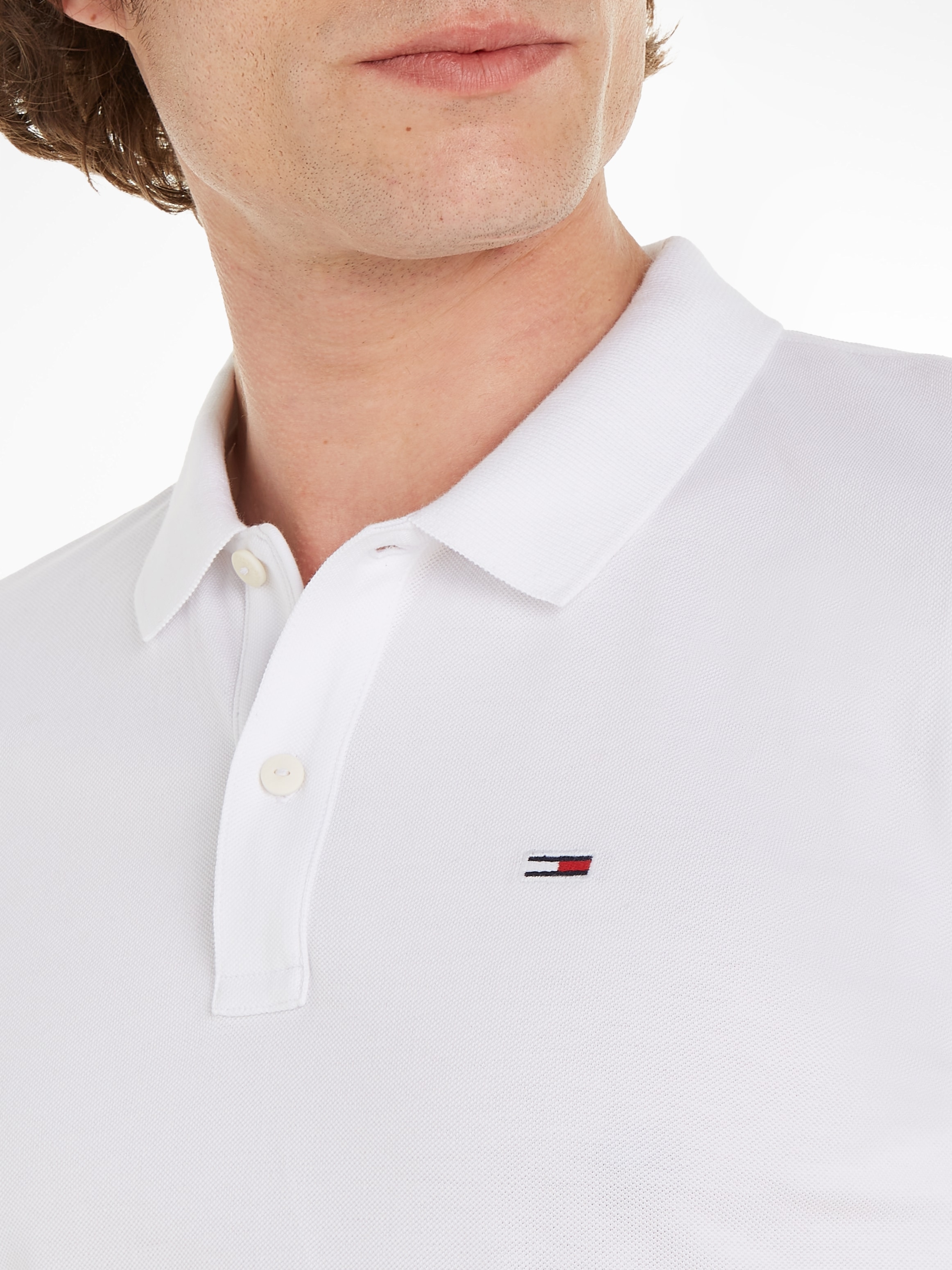 Tommy Jeans Plus Poloshirt »TJM SLIM PLACKET POLO EXT«, Grosse Grössen mit Logostickerei