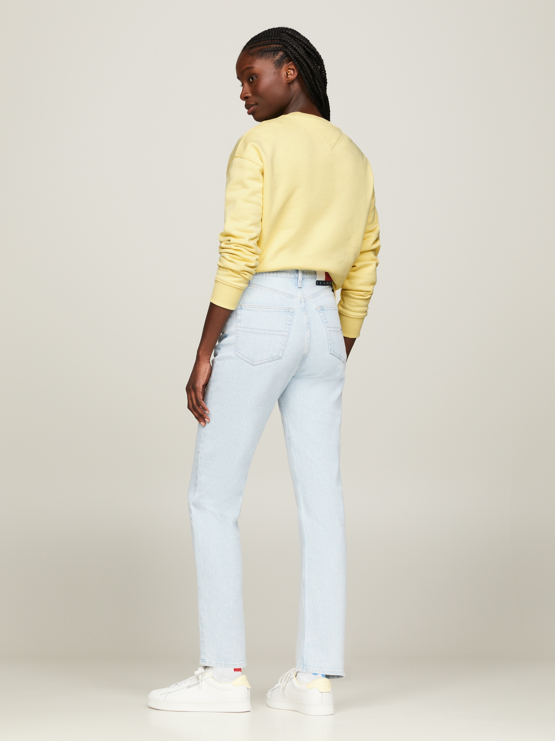 Tommy Jeans Straight-Jeans »JULIE UH STR AH1280«, mit Logostickerei