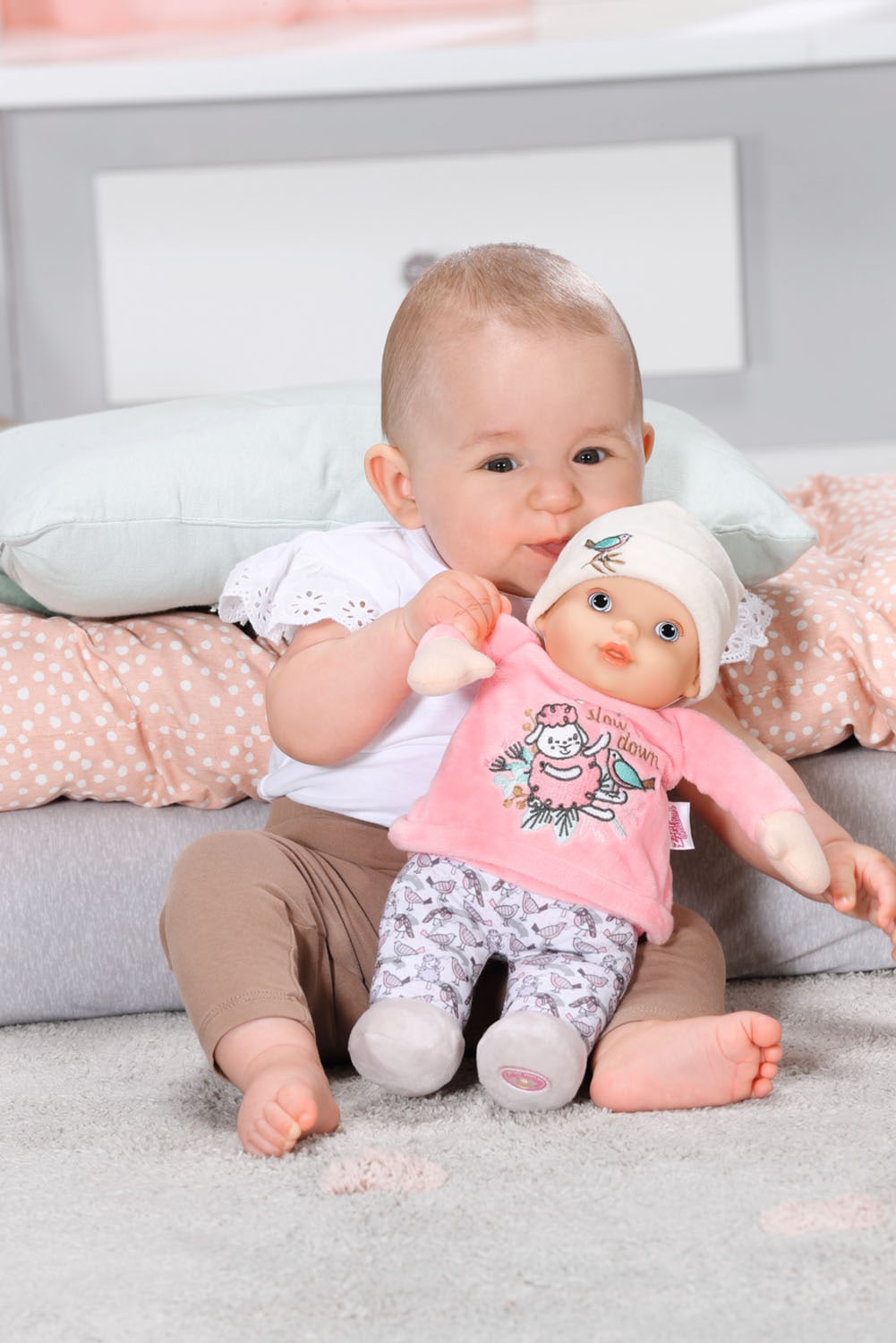 Baby Annabell Babypuppe »Sweetie for babies, 30 cm«, mit Rassel im Inneren