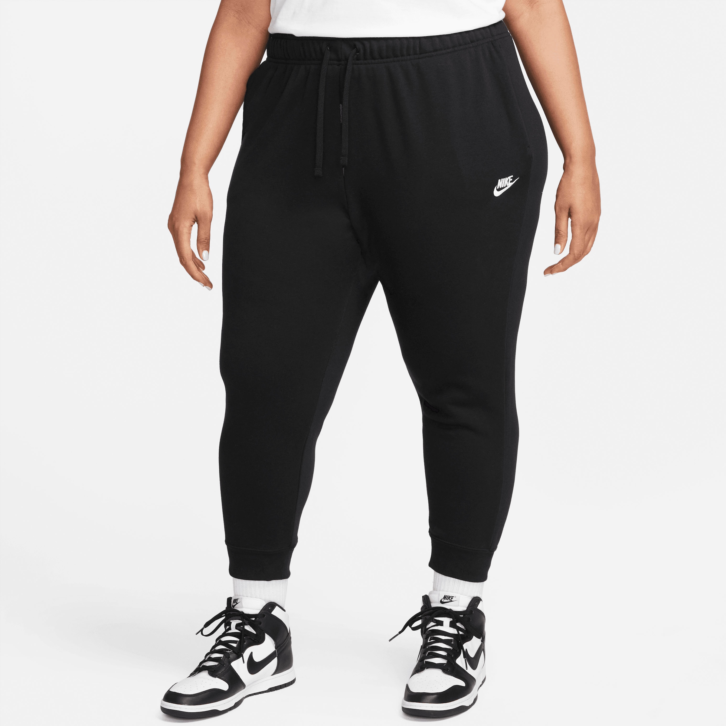 Nike Sportswear Jogginghose »Club bei kaufen Joggers online Jelmoli-Versand Size)« Fleece Schweiz (Plus Mid-Rise Women\'s