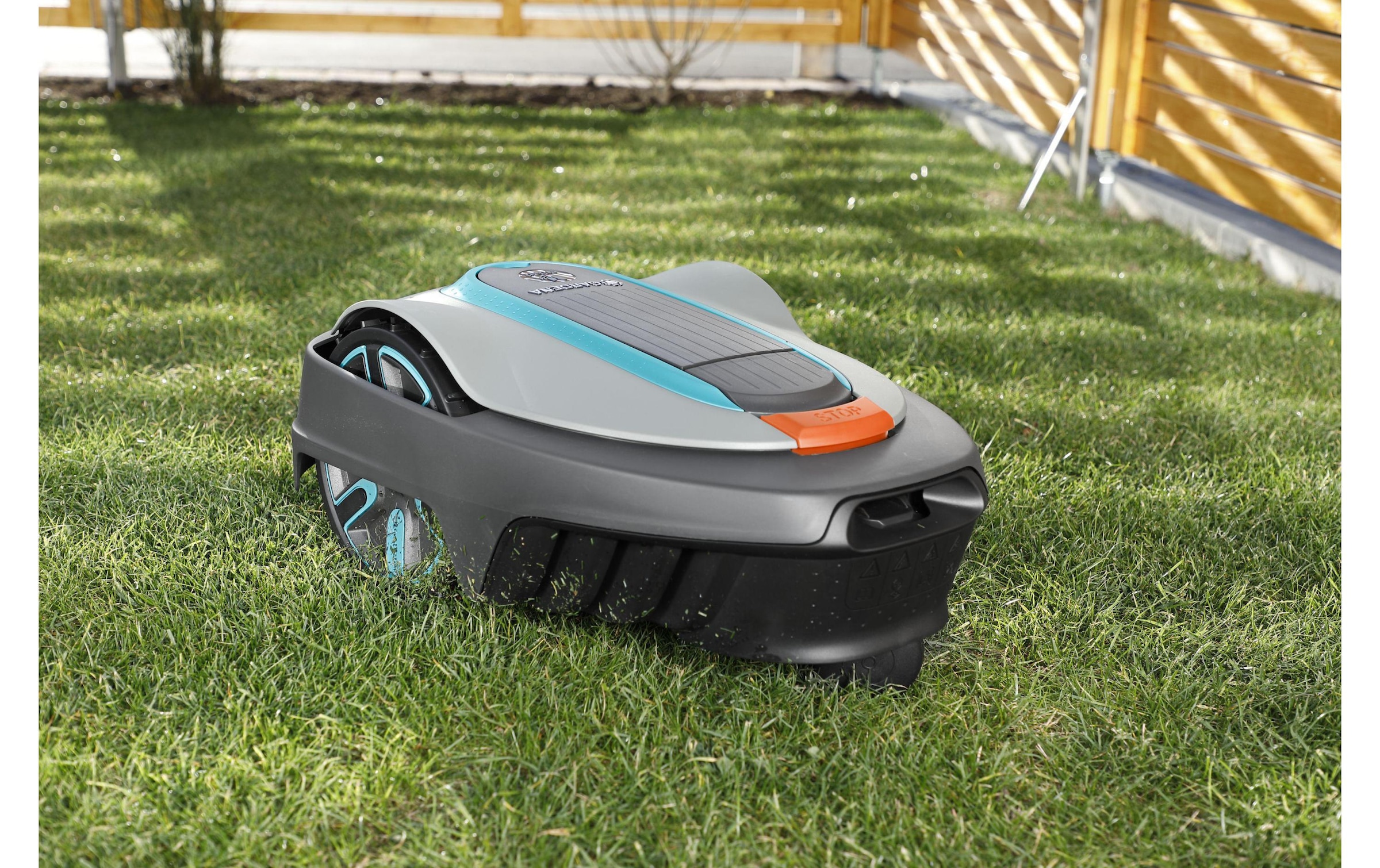 GARDENA Rasenmähroboter »smart Sileno city 500 Quadratmeter«, (Set, Gateway / Ladestation / Begrenzungskabel 150 m / Haken 200 Stk.)