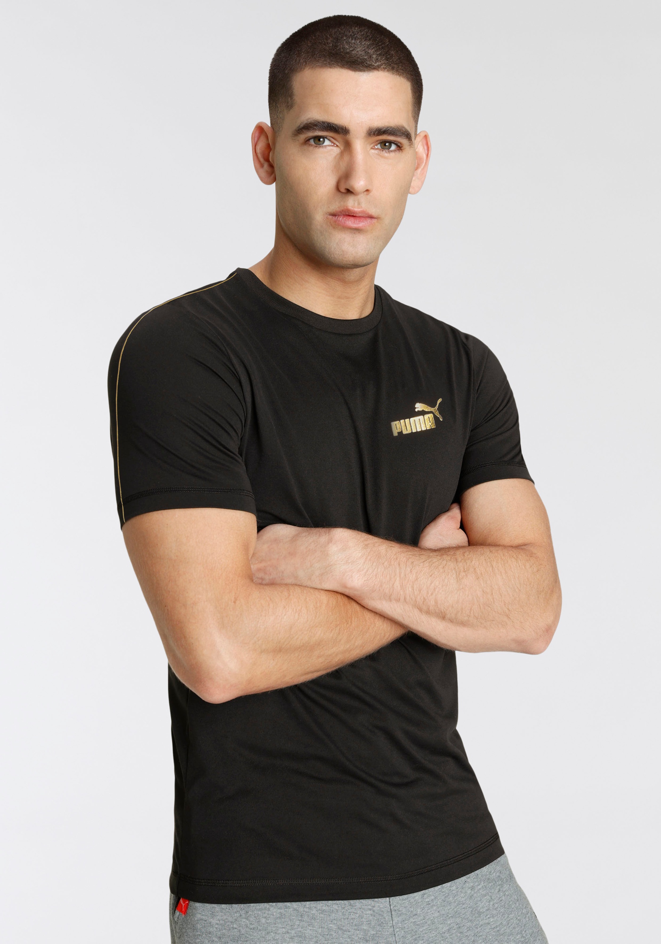 PUMA T-Shirt »ESS TAPE MINIMAL GOLD TEE« regular fit, sportlicher Stil, Rundhalsausschnitt