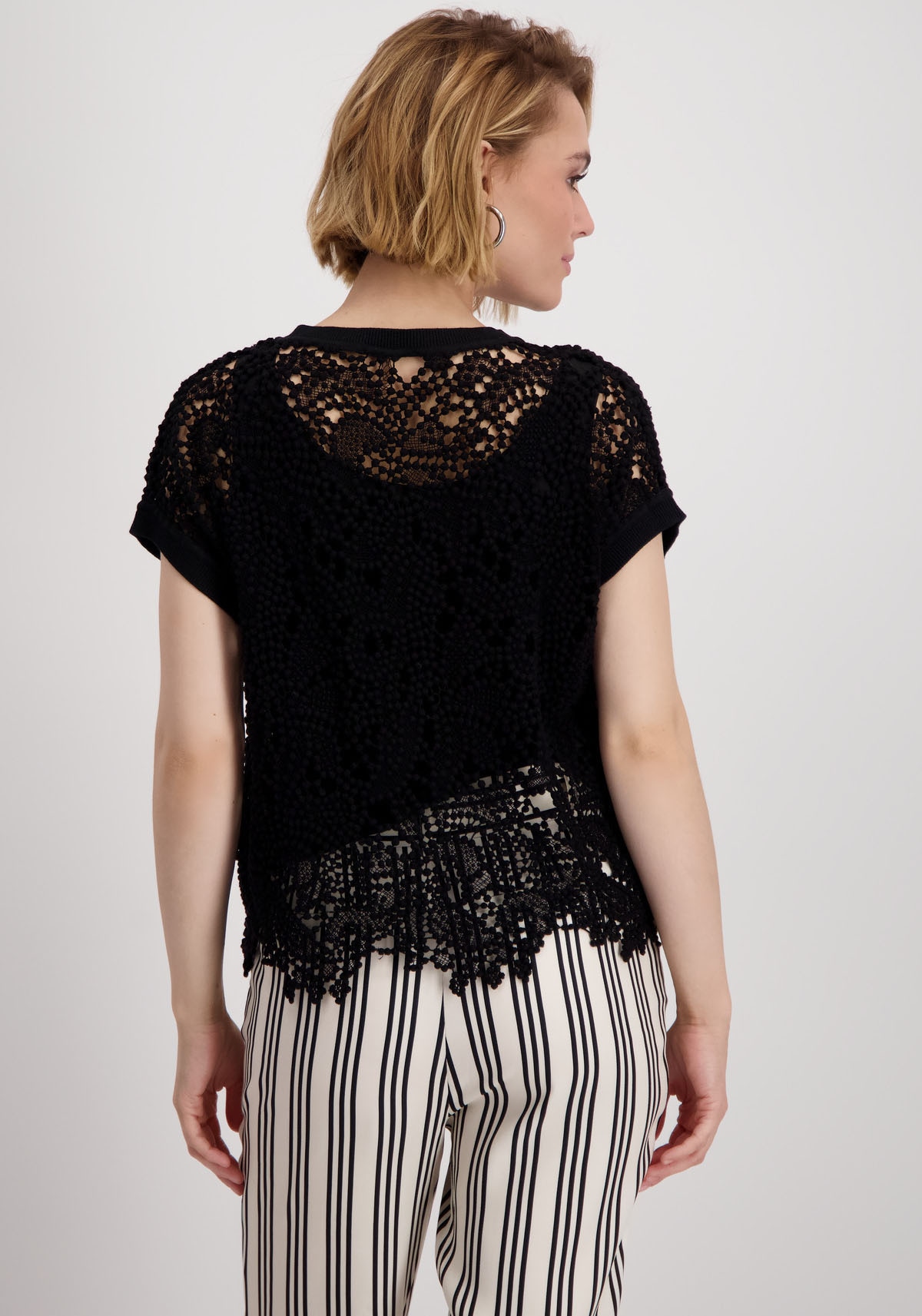 Monari Kurzarmpullover »Pullover Spitze«, Mit Rundhalsausschnitt