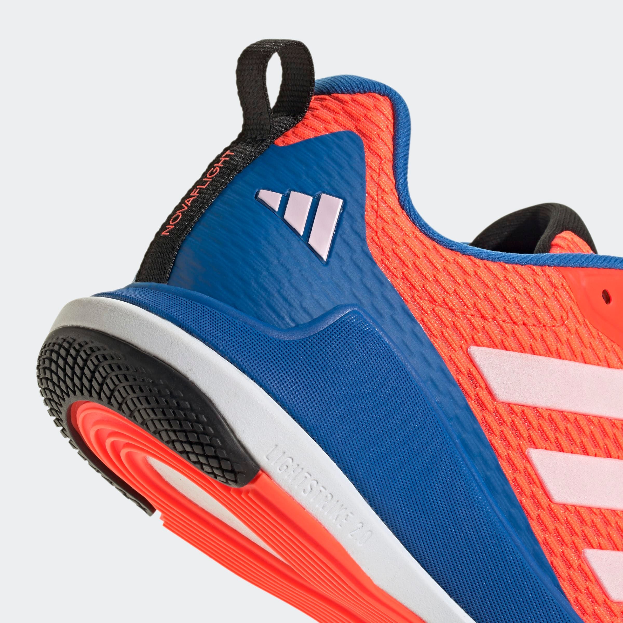 adidas Performance Hallenschuh »NOVAFLIGHT 2 INDOOR«, besonders geeignet für Handball und Volleyball