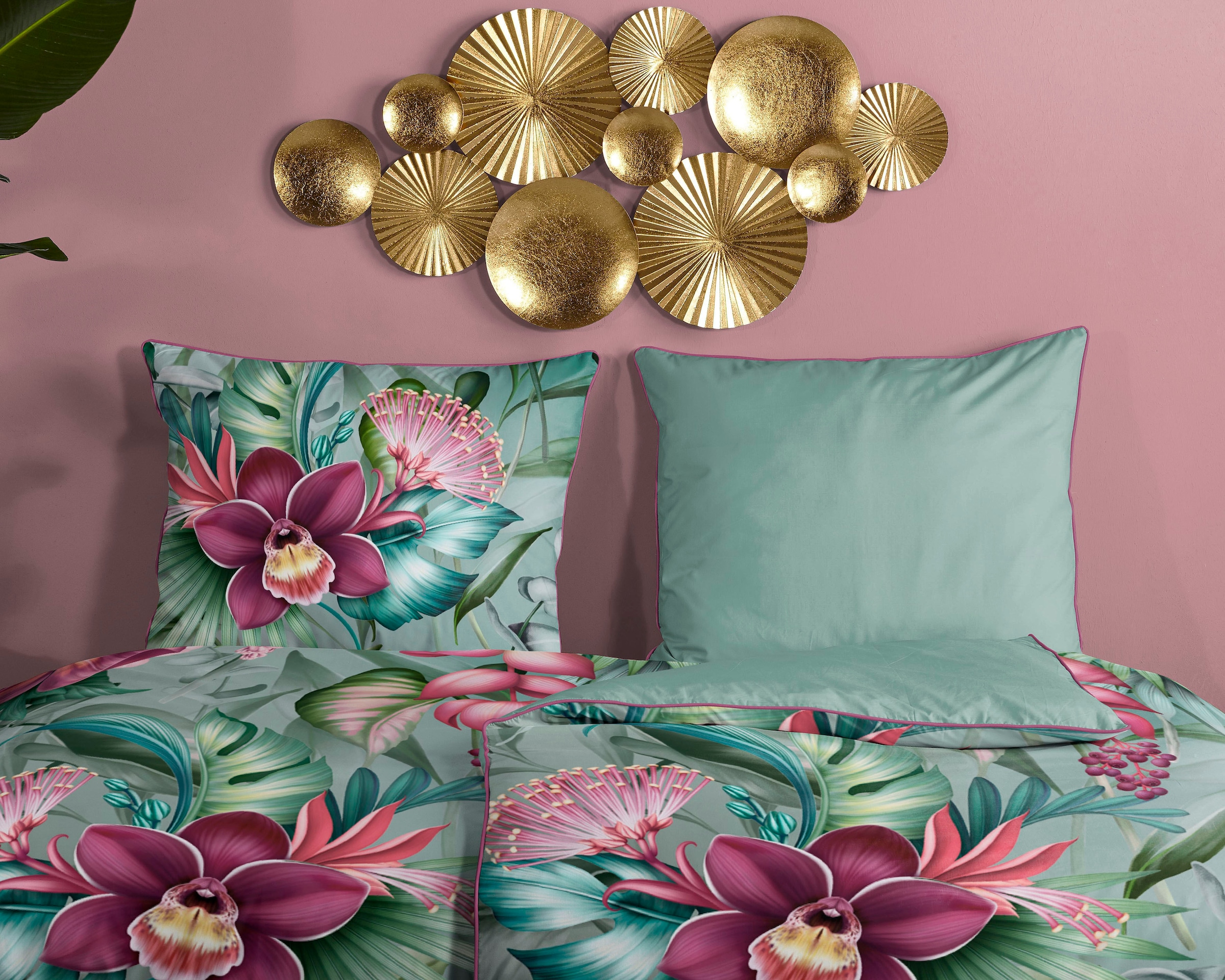 Descanso Wendebettwäsche »Allison«, Baumwolle, Satin, 135x200, Biese, Reissverschluss, Wende, Blumen Grün
