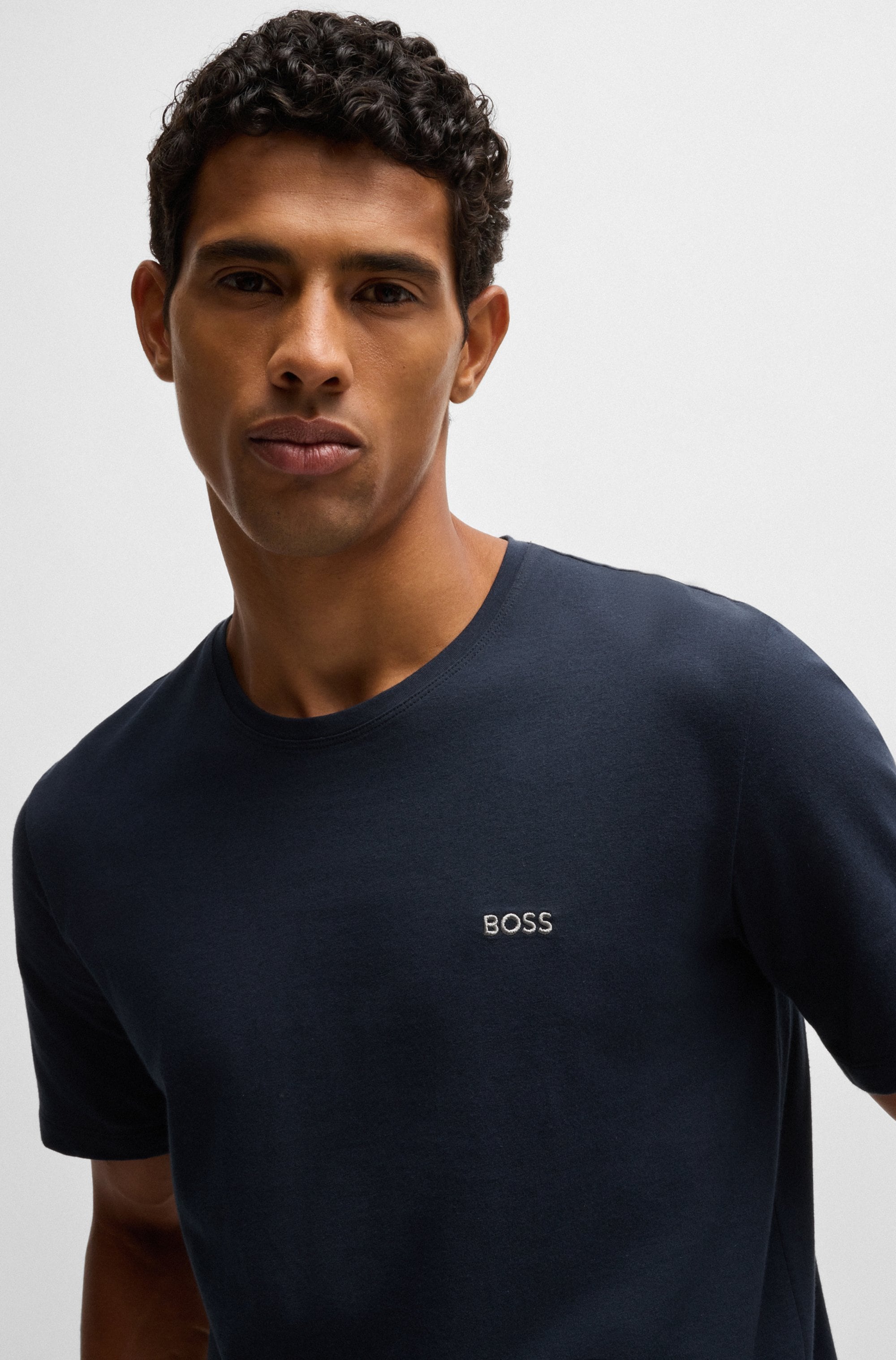 BOSS T-Shirt »Mix&Match T-Shirt R«, mit BOSS Stickerei auf der Brust