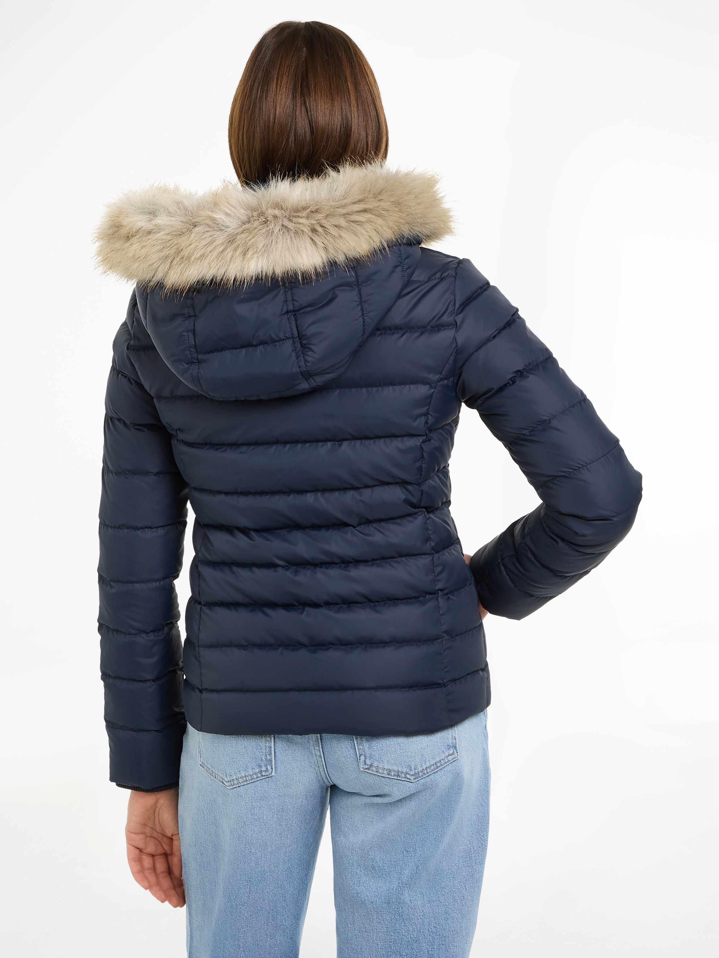 Tommy Jeans Curve Steppjacke »TJW BASIC HOODED DOWN JACKET EXT«, mit Kapuze, in Grossen Grössen, mit Kapuze