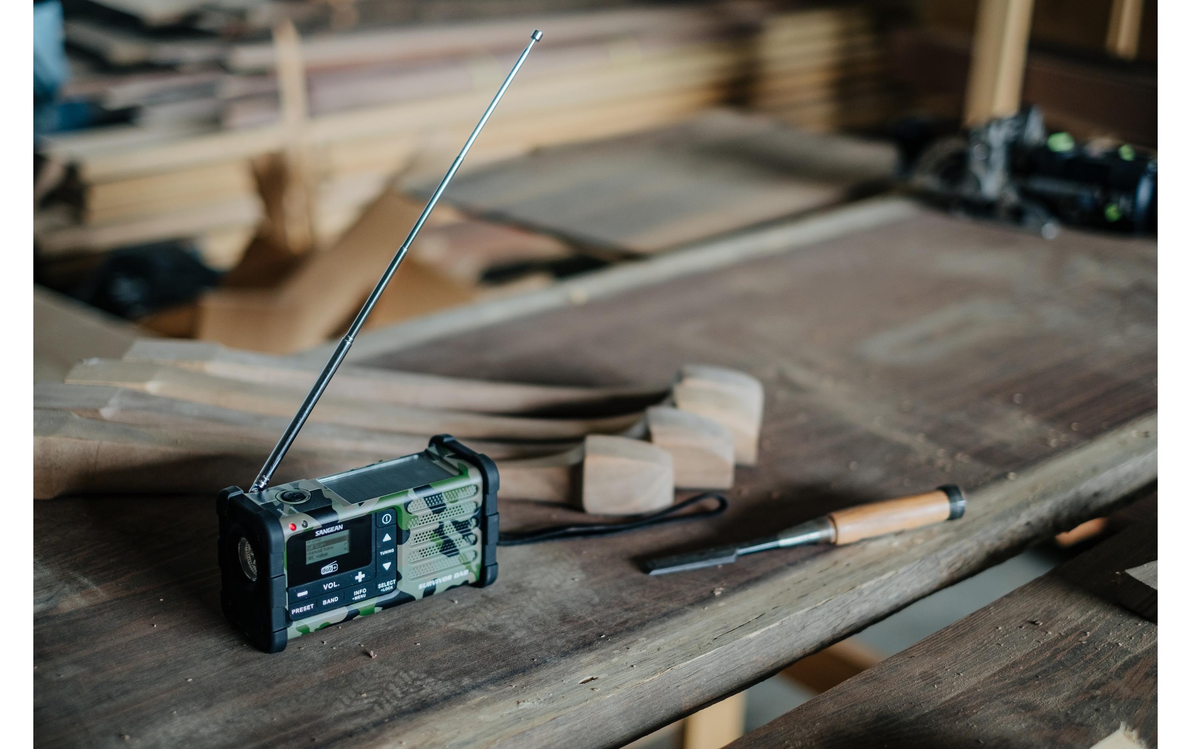 Sangean Digitalradio (DAB+) »Survivor DAB Camouflage«, (Digitalradio (DAB+)-FM-Tuner)