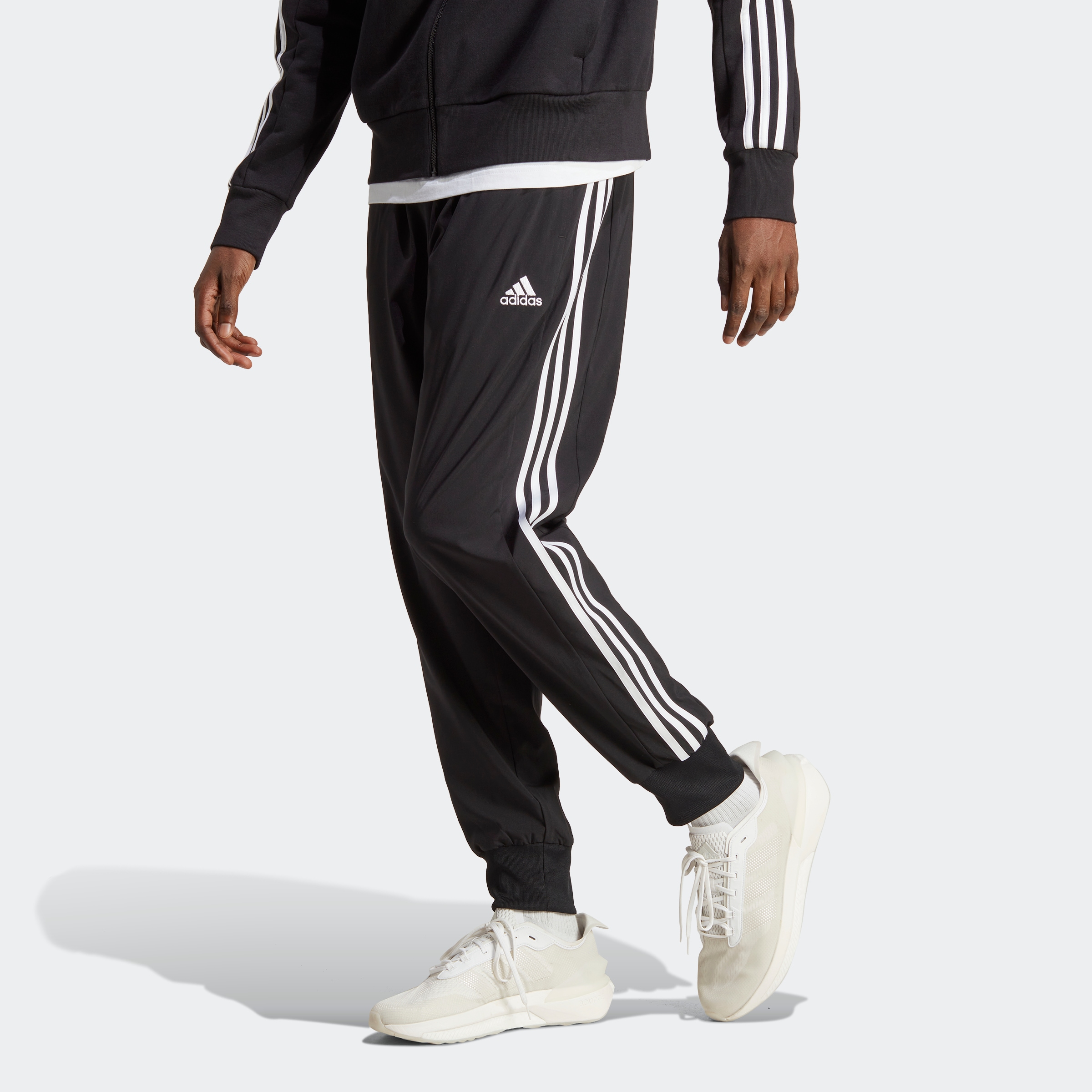 adidas Sportswear Sporthose AEROREADY ESSENTIALS TAPERED CUFF WOVEN 3STREIFEN HOSE 1 tlg. online shoppen Jelmoli Versand