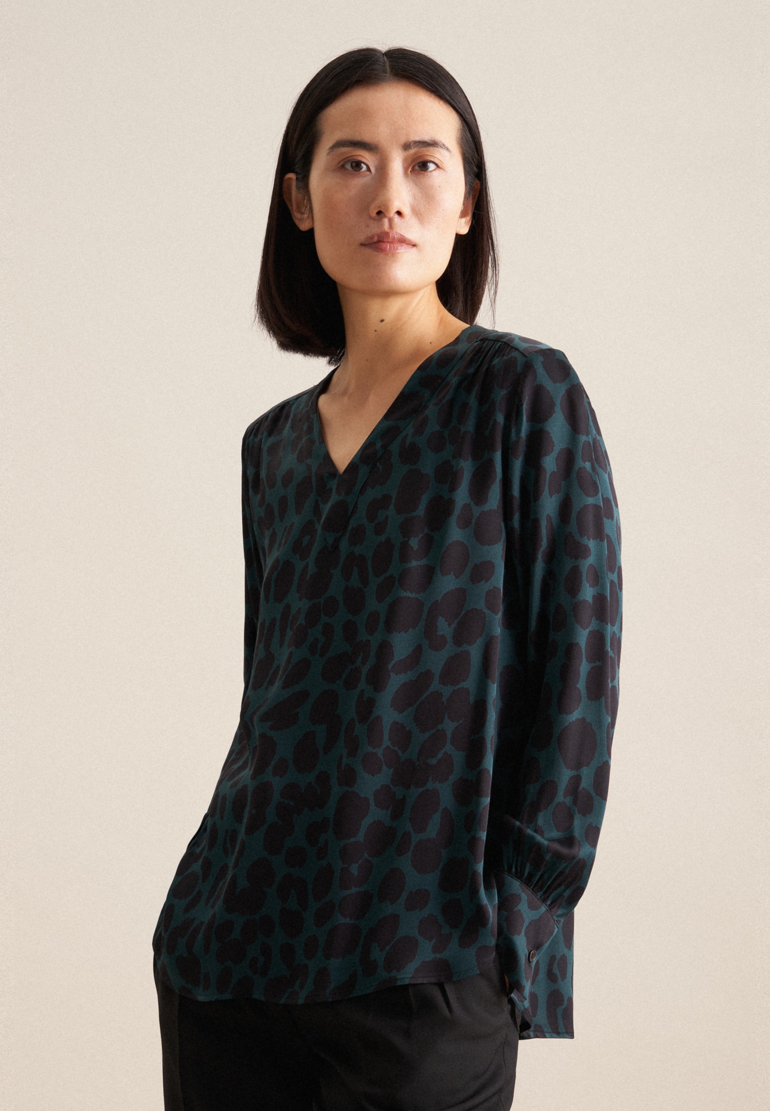 seidensticker Shirtbluse »Schwarze Rose« 1/1 V-Neck Druck