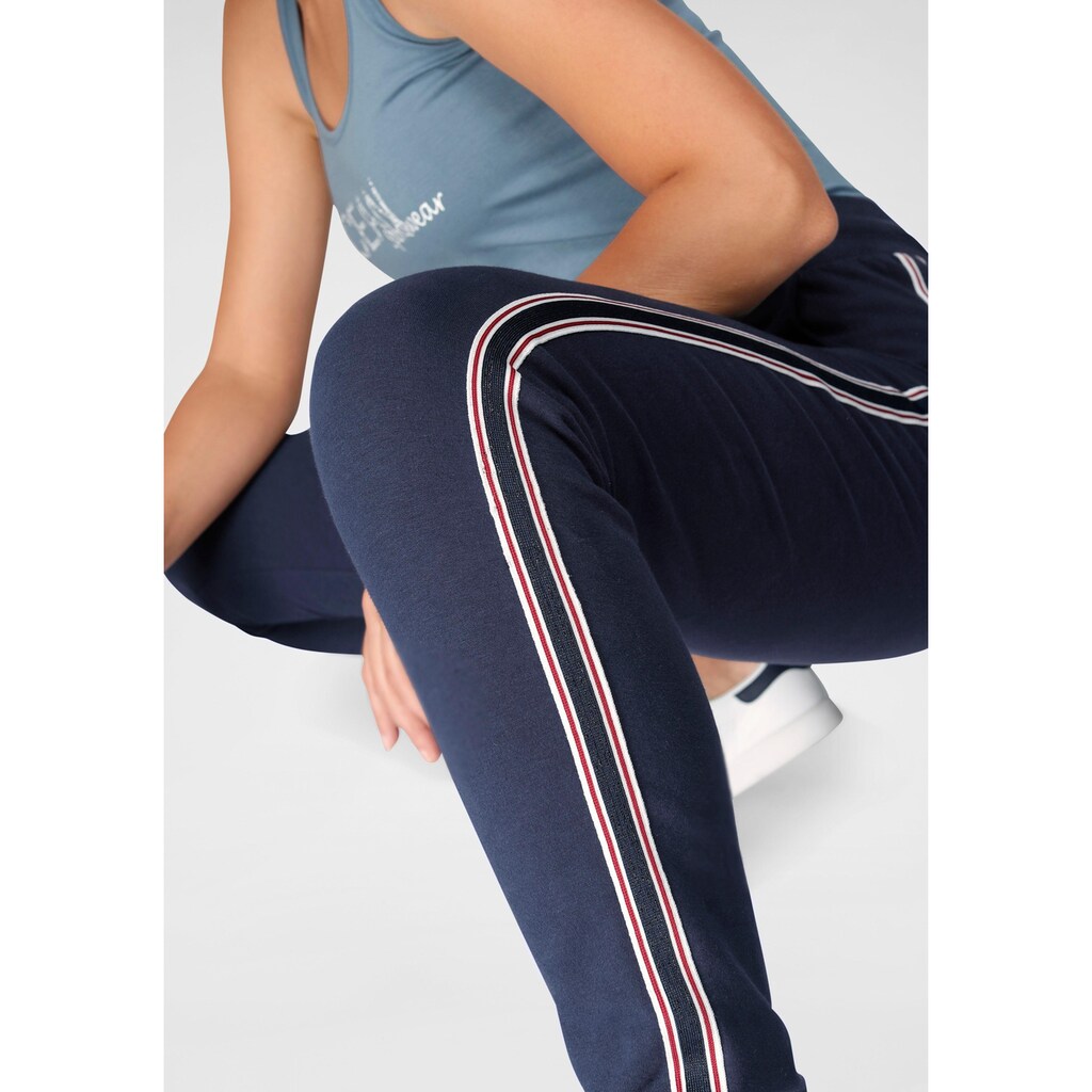 Ocean Sportswear Jogginghose »Slim Fit«, mit Tapestreifen