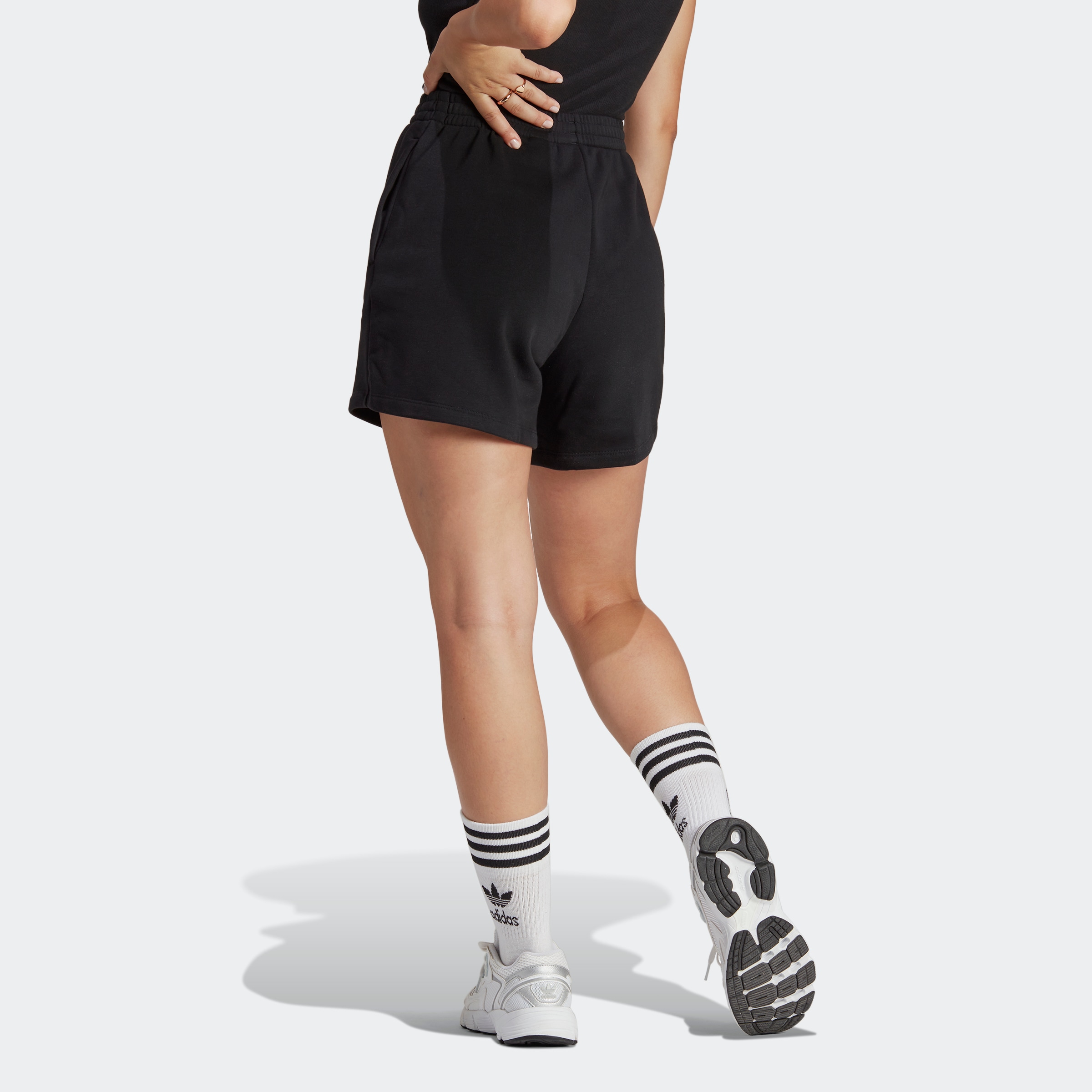 adidas Originals Shorts »ADICOLOR ESSENTIALS FRENCH TERRY«, (1 tlg.)