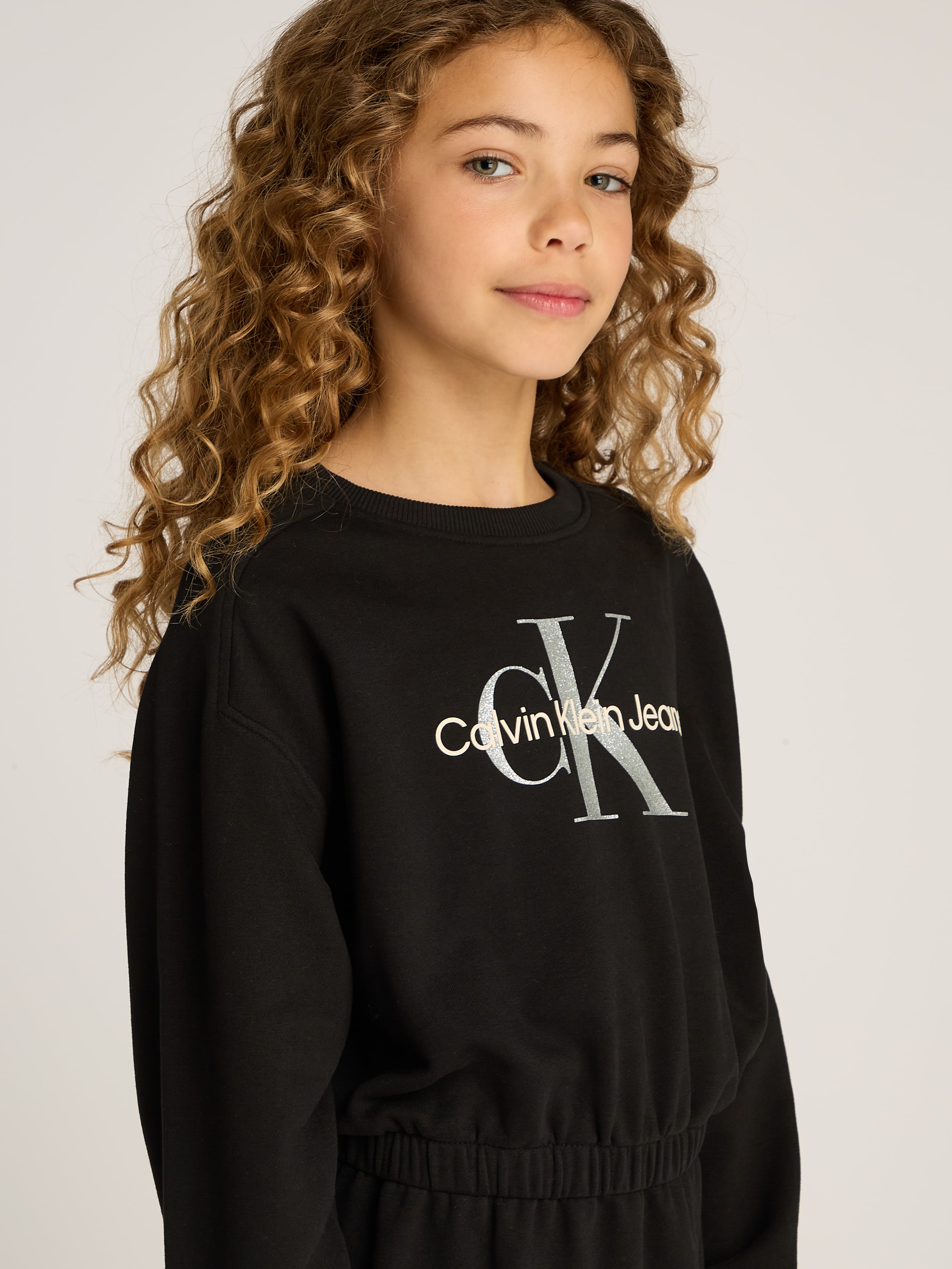 Calvin Klein Jeans Sweatkleid »GLITTER MONOLOGO HWK DRESS«, für Kinder bis 16 Jahre mit Logoschriftzug