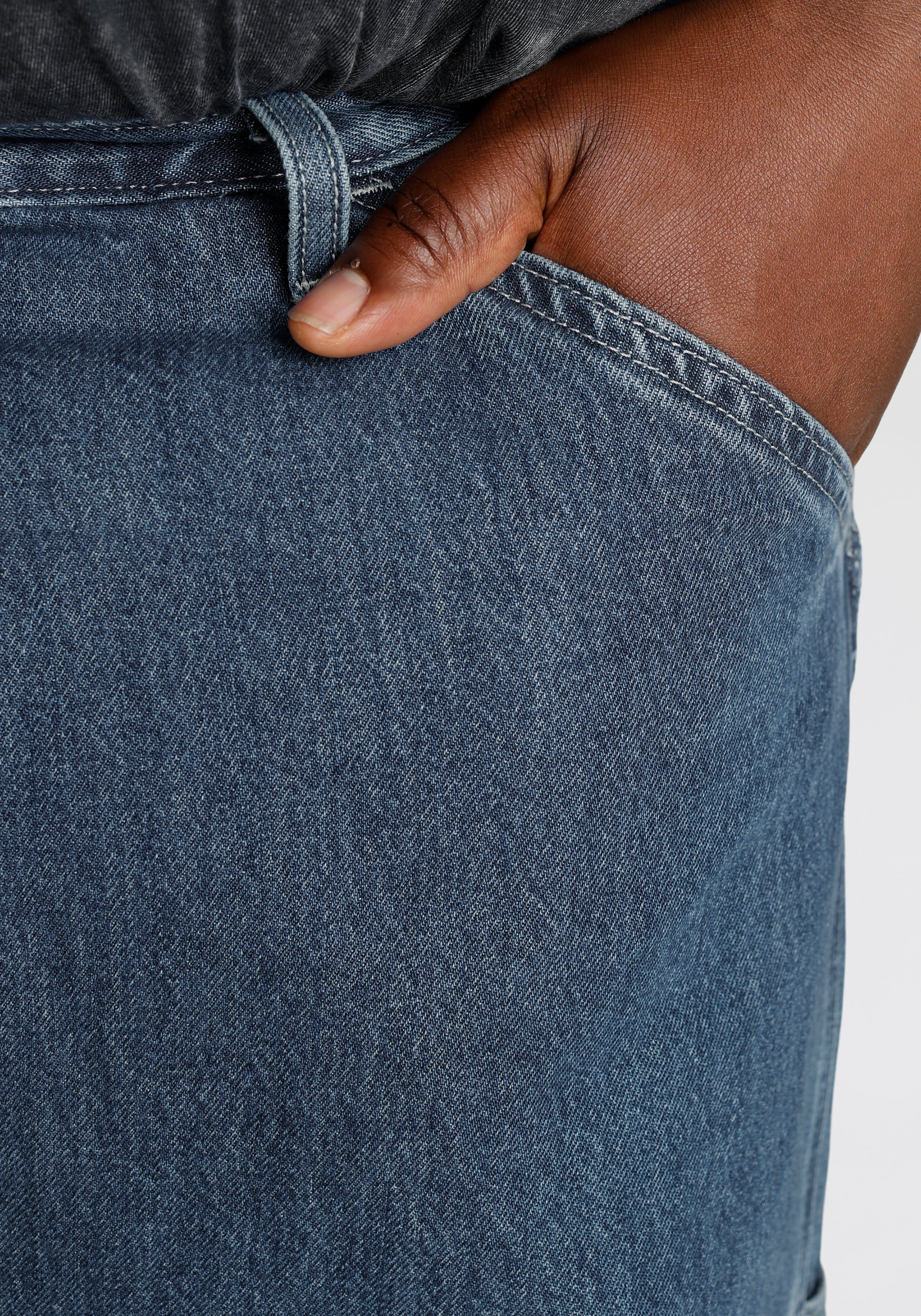 Levi's® Plus Cargohose »568 STAY LOOSE CPNTR B&T«