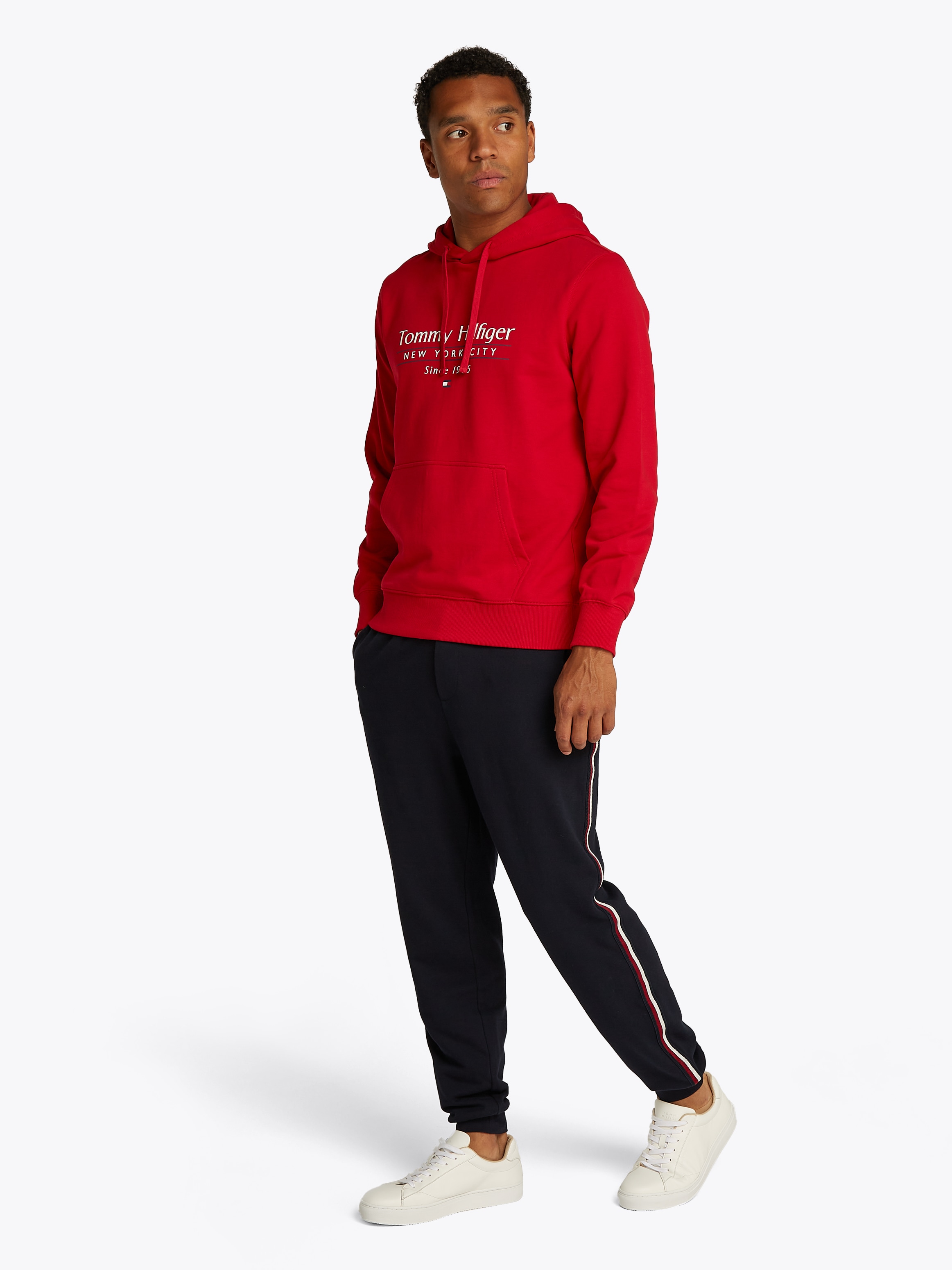 Tommy Hilfiger Hoodie »HILFIGER CENTER STACK HOODY«, mit grossem mehrfarbigen Print