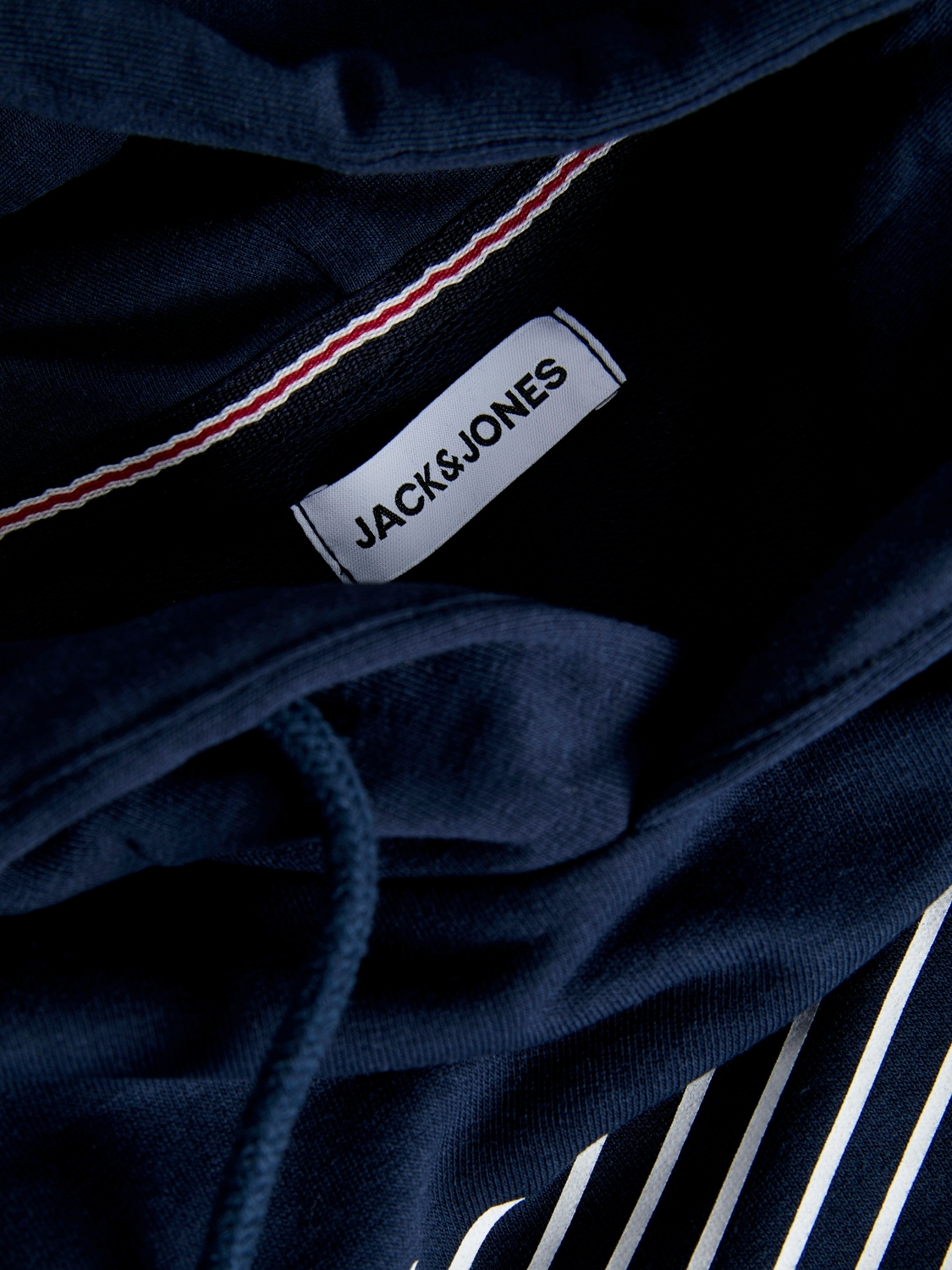 Jack & Jones Hoodie »JJCYRUS SWEAT HOOD: Komfortable Baumwollmischung mit coolem Gummidruck«, (Lässiger Hoodie: Basic Schnitt & peppiger Aufdruck), Vielseitiges Sweatshirt: Angenehme Sweatware