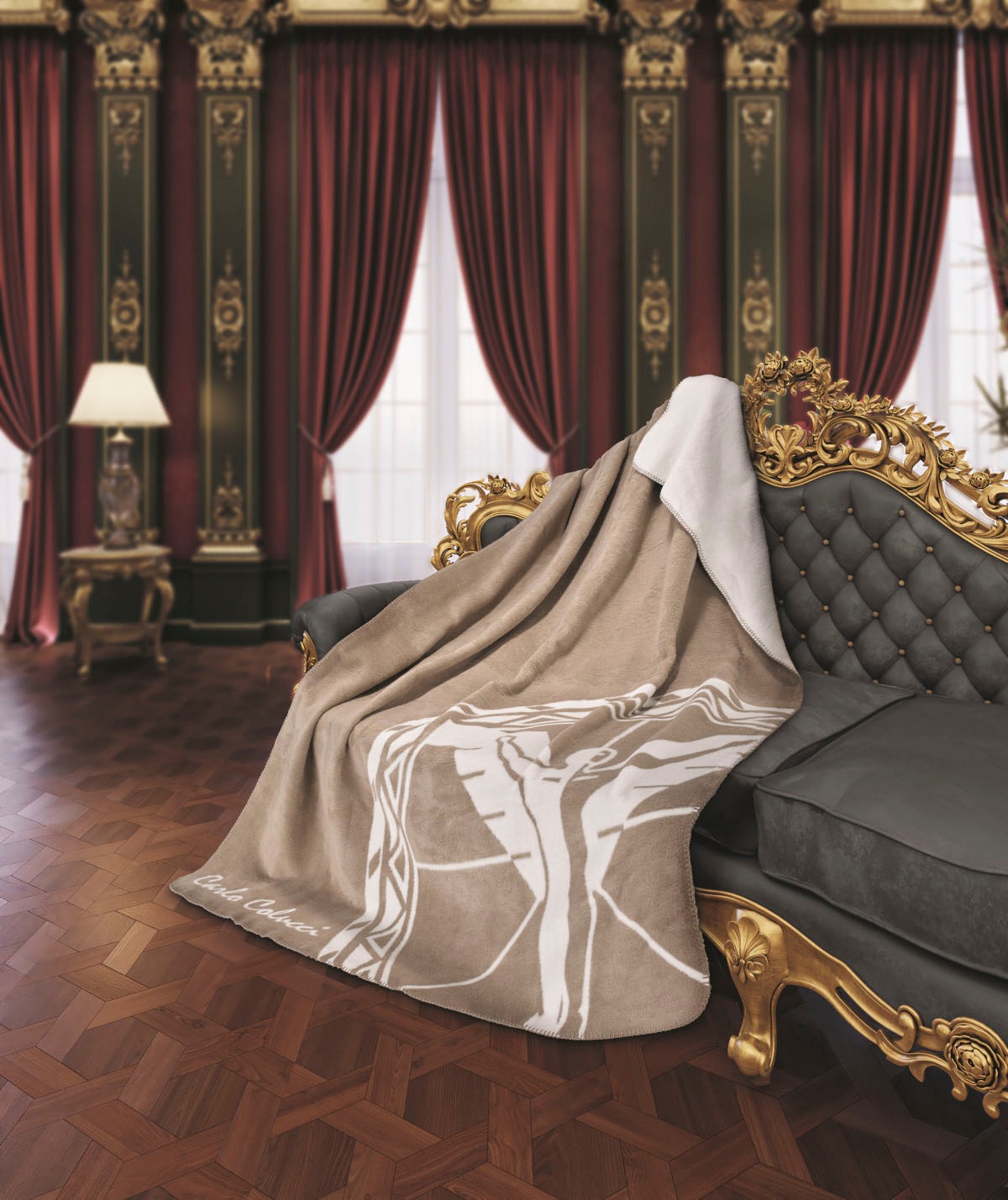 CARLO COLUCCI Wohndecke »Raphaela«, Ikarus Logo und Logoschriftzug, Kuscheldecke