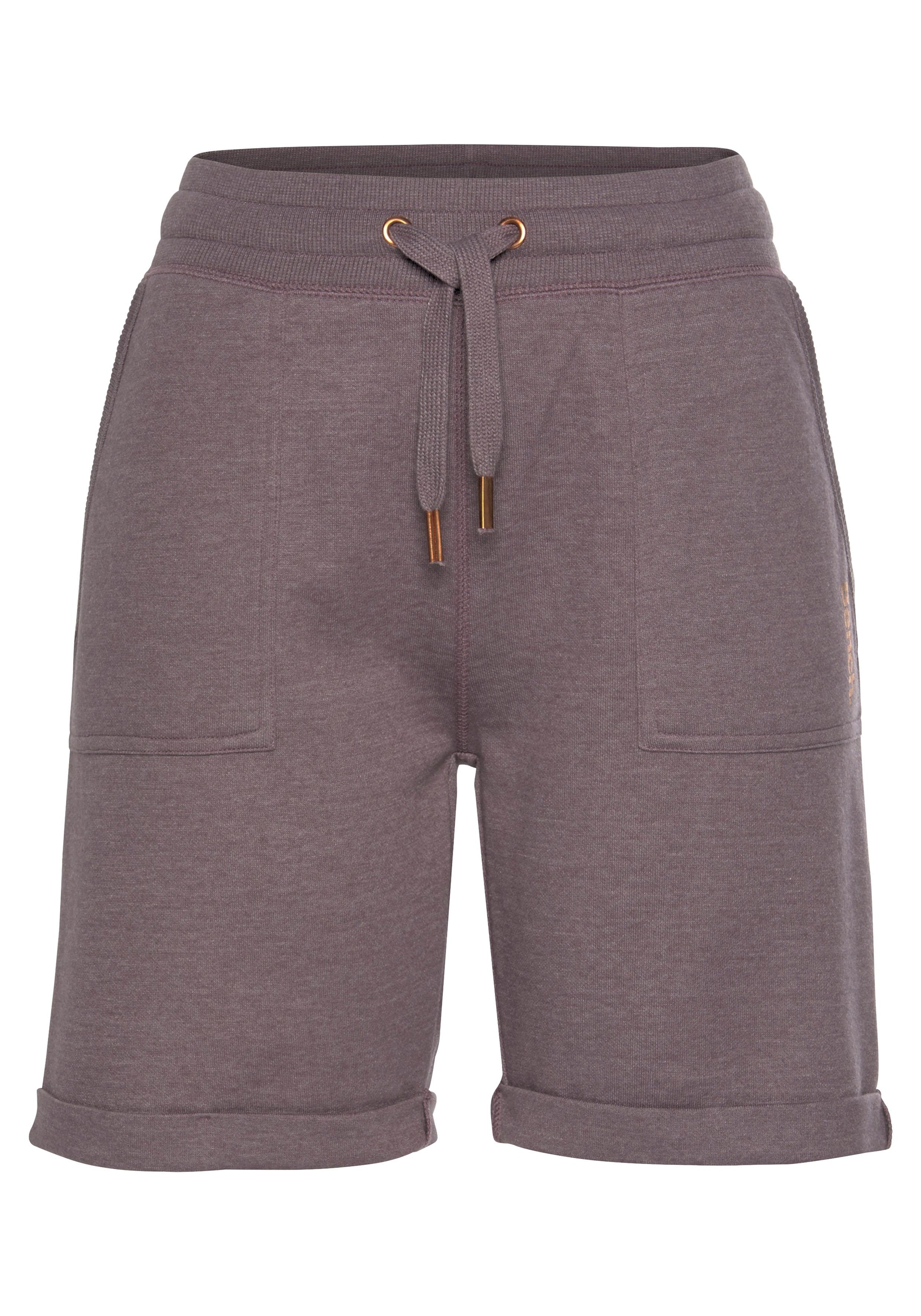 Bench. Loungewear Bermudas »-kurze Sweathose«, mit aufgeschlagenen Beinsäumen und seitlichen Taschen