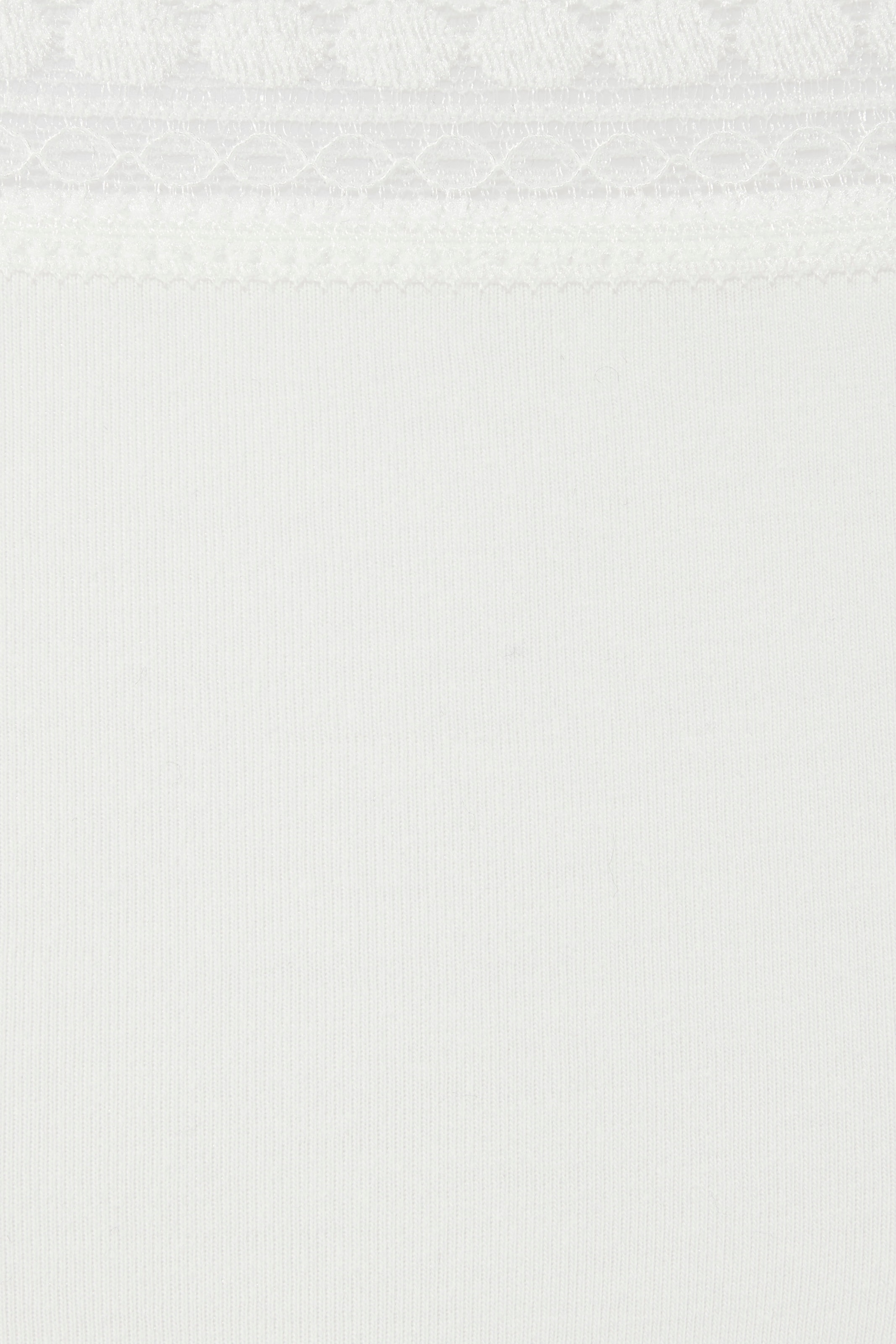 LASCANA Panty, (3er-Pack), aus elastischer Baumwolle mit weicher Spitze