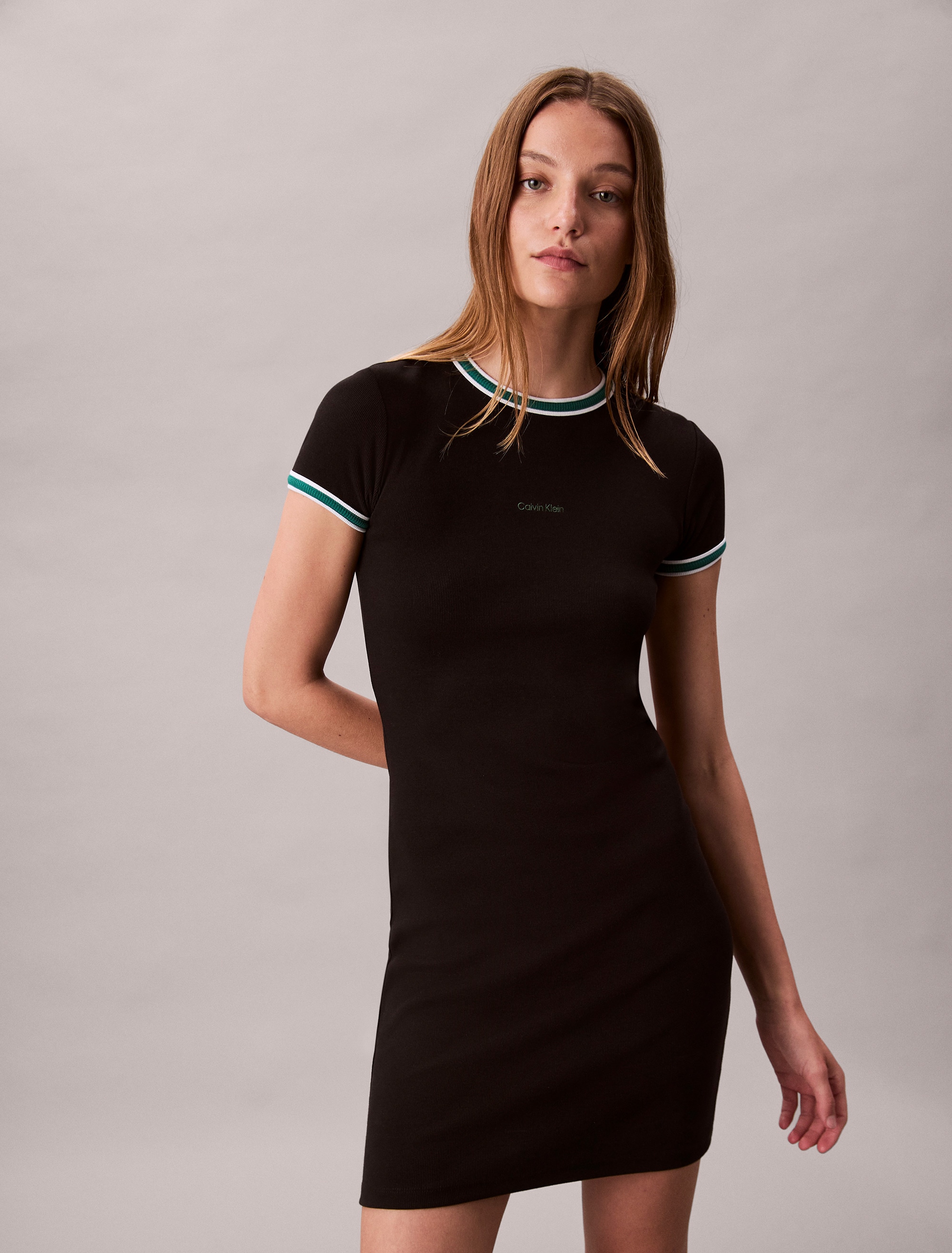 Calvin Klein Jeans Skaterkleid »SS COLOR BLOCK COTTON RIB BABY T« Ohne Tasche Mit Rundhalsausschnitt, regular fit