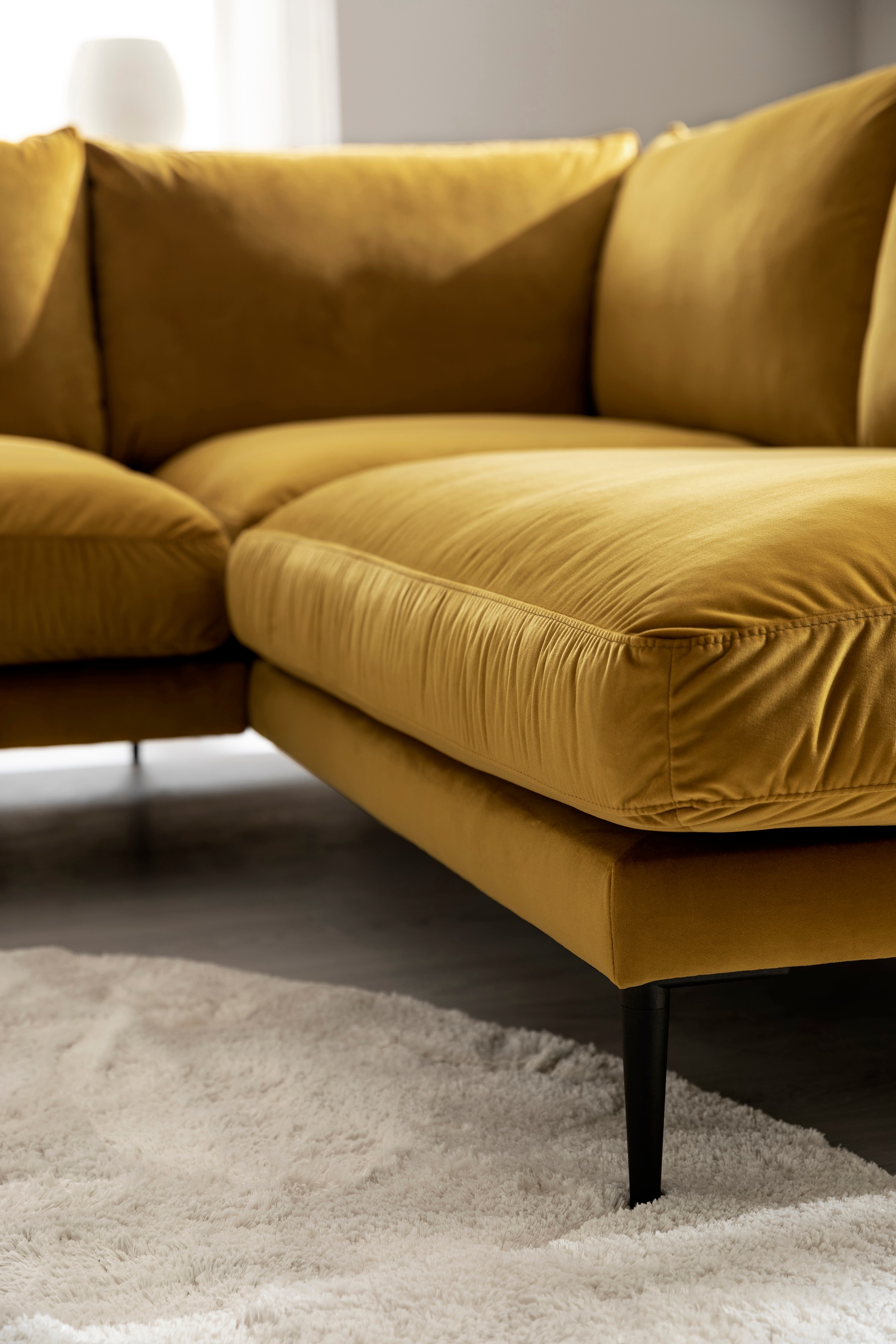 Trends by HG Polsterecke »Svea L-Form«, Ottomane rechts oder links, mit Metallfuss, frei im Raum stellbar