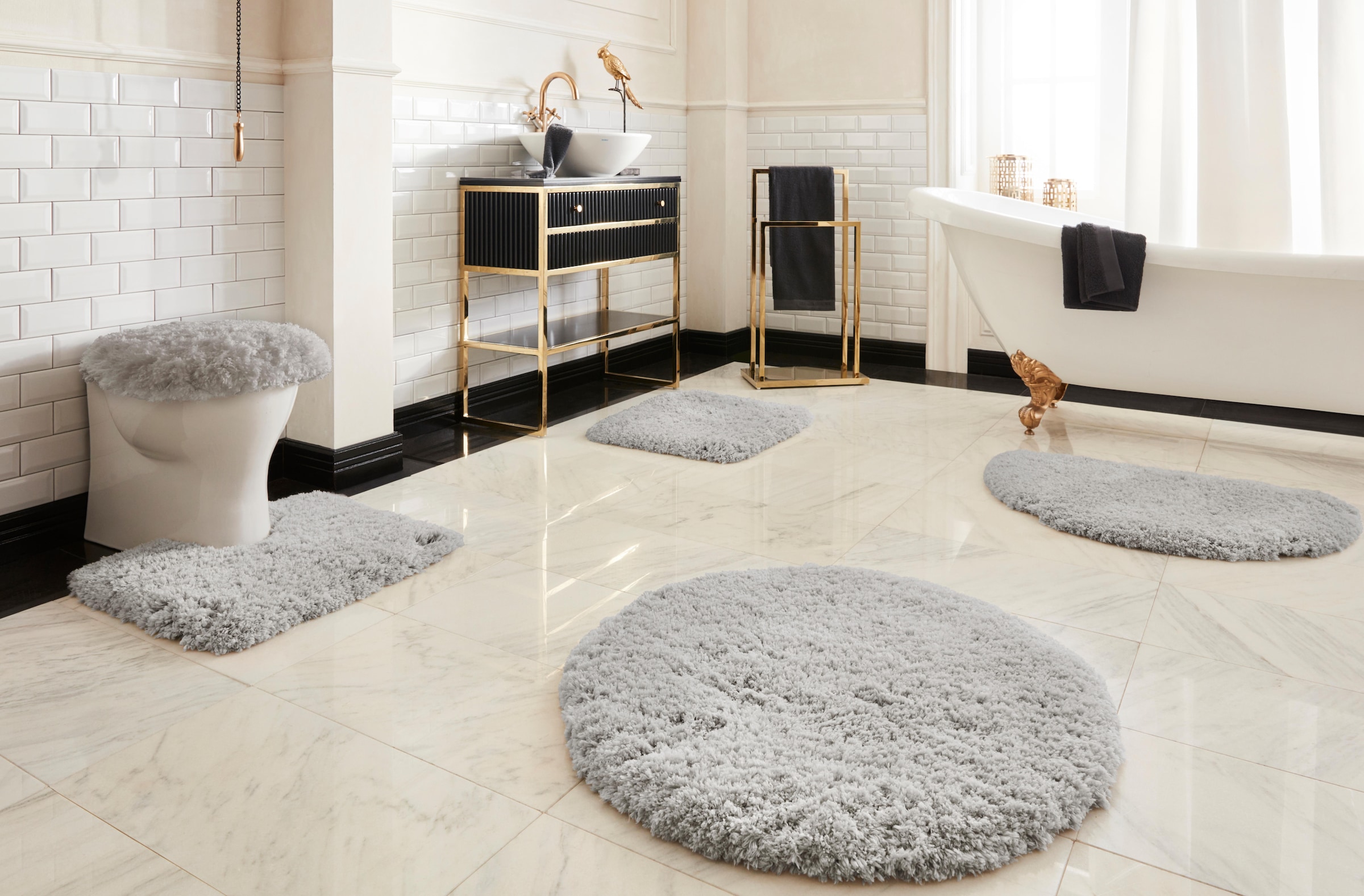 Guido Maria Kretschmer Home&Living Badematte »Micro exclusiv, Badvorleger, Badezimmer Teppich«, rutschhemmend beschichtet, strapazierfähig-schnell trocknend-fussbodenheizungsgeeignet, Badteppich, Badematten auch als 3 teiliges Set & rund erhältlich