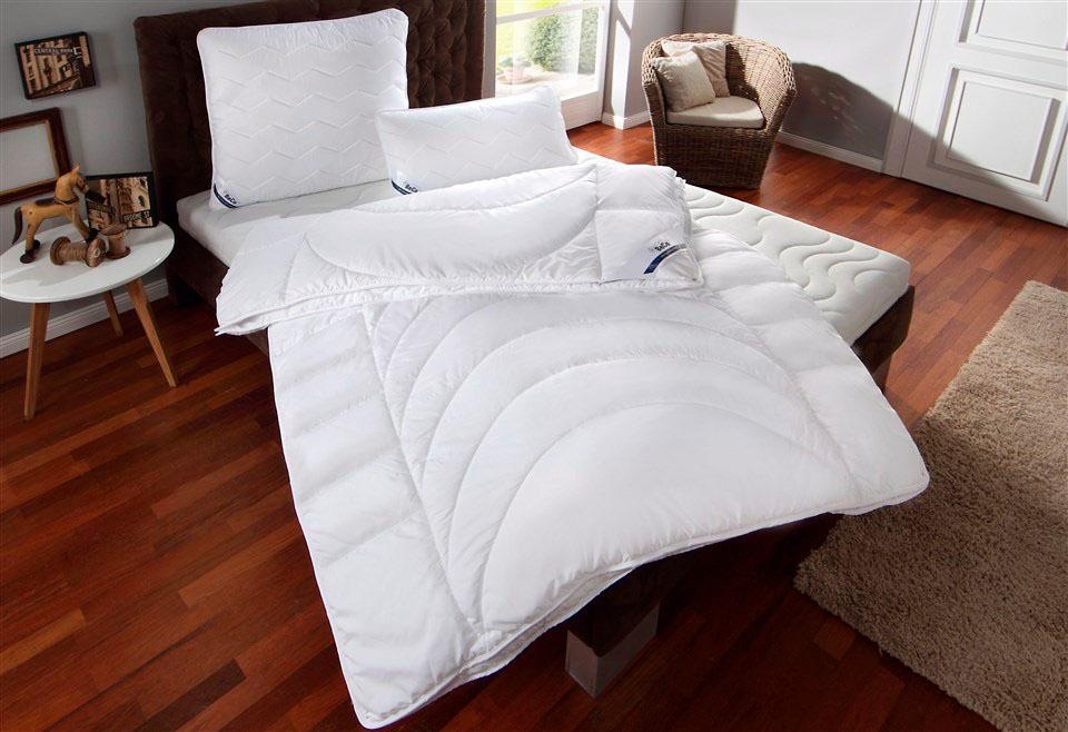 Beco Microfaserbettdecke »Medibett, Bettdecken für Sommer und Winter, zwei Bezugsvarianten«, 4-Jahreszeiten, Füllung 100% Polyester, Bezug 100% Baumwolle, (1 St.), Bettdecke 135x200 cm, allergiker geeignet (Hausstauballergiker)