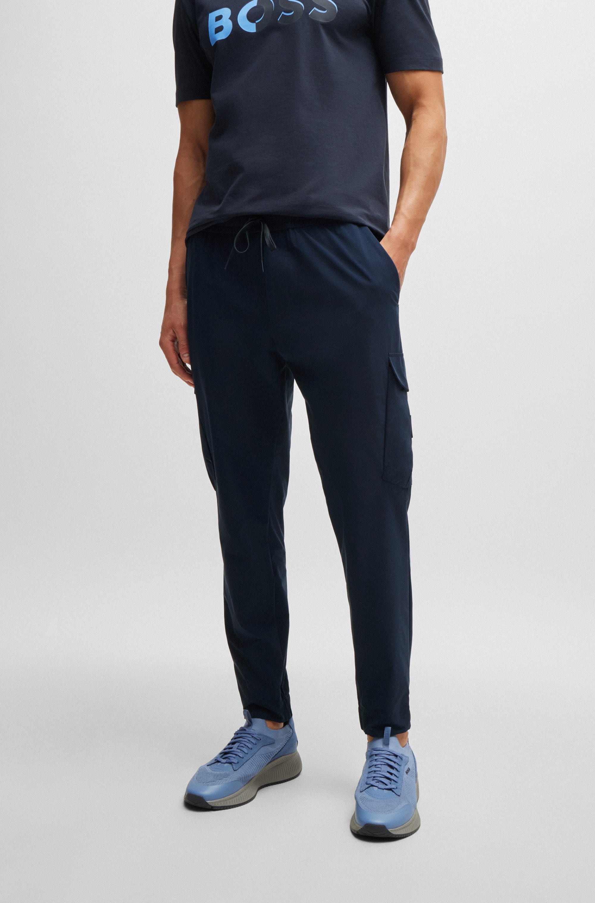 BOSS GREEN Cargohose »T Urbanex-CargoLight« mit elastischem Bund und Kordelzug Cargohose Sweatpants Stretchhose