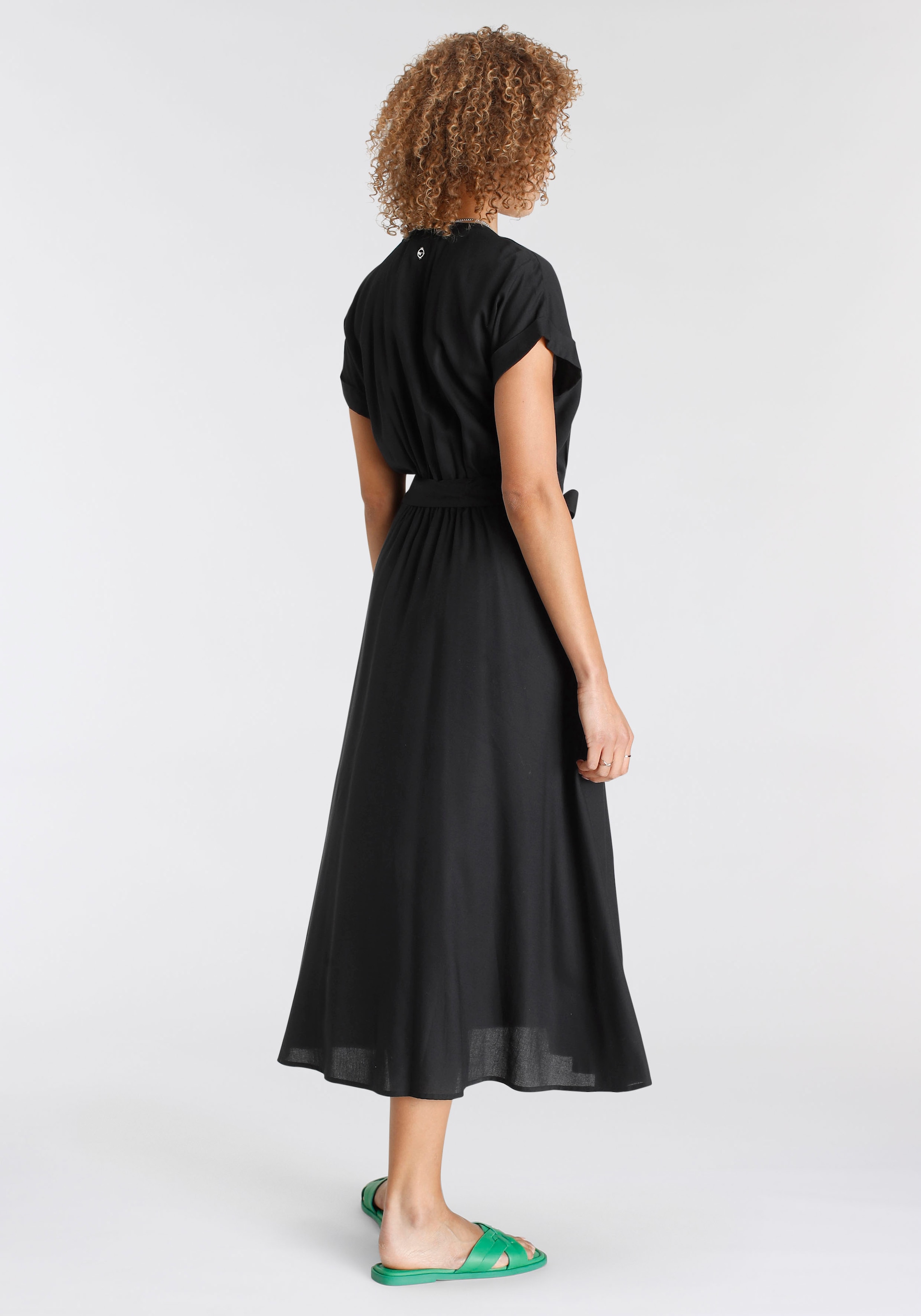 Tamaris Hemdblusenkleid, in Midilänge online kaufen bei Jelmoli-Versand  Schweiz