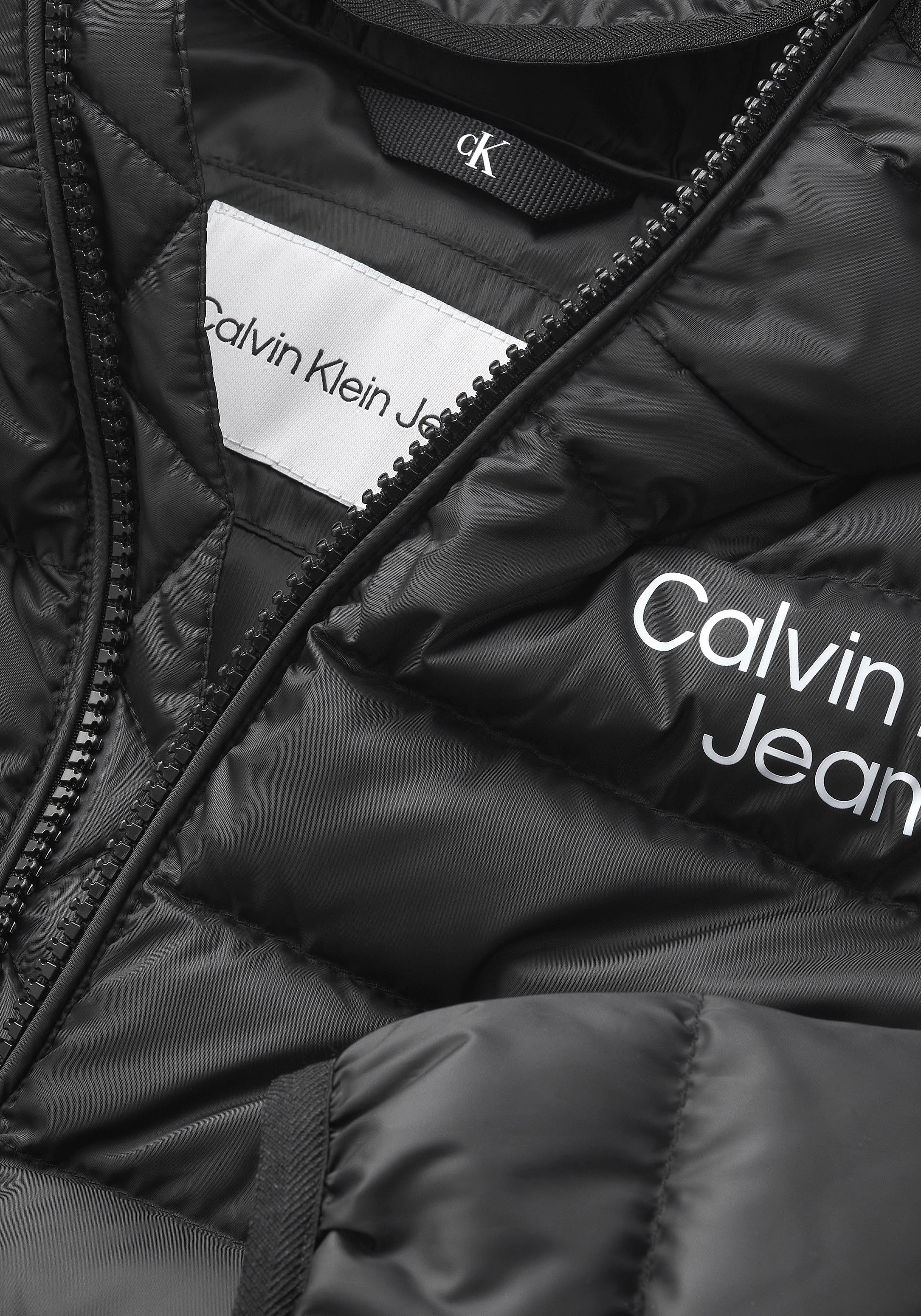 ✵ Calvin Klein Jeans Steppjacke »LW DOWN LOGO JACKET«, mit Kapuze online  kaufen | Jelmoli-Versand | Stretchhosen