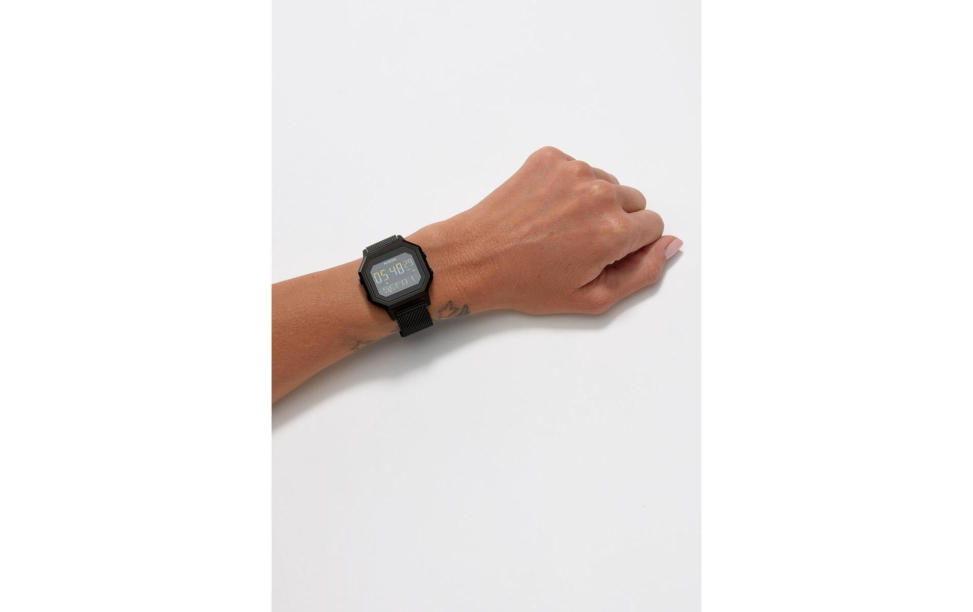 Nixon Digitaluhr »Milanese All Black«