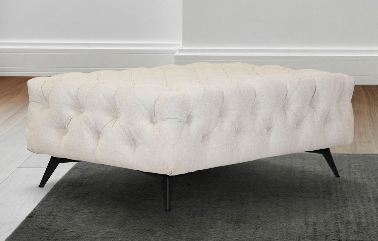 Leonique Polsterhocker »Amaury«, Chesterfield-Optik, Breite 120cm, Fussfarbe wählbar