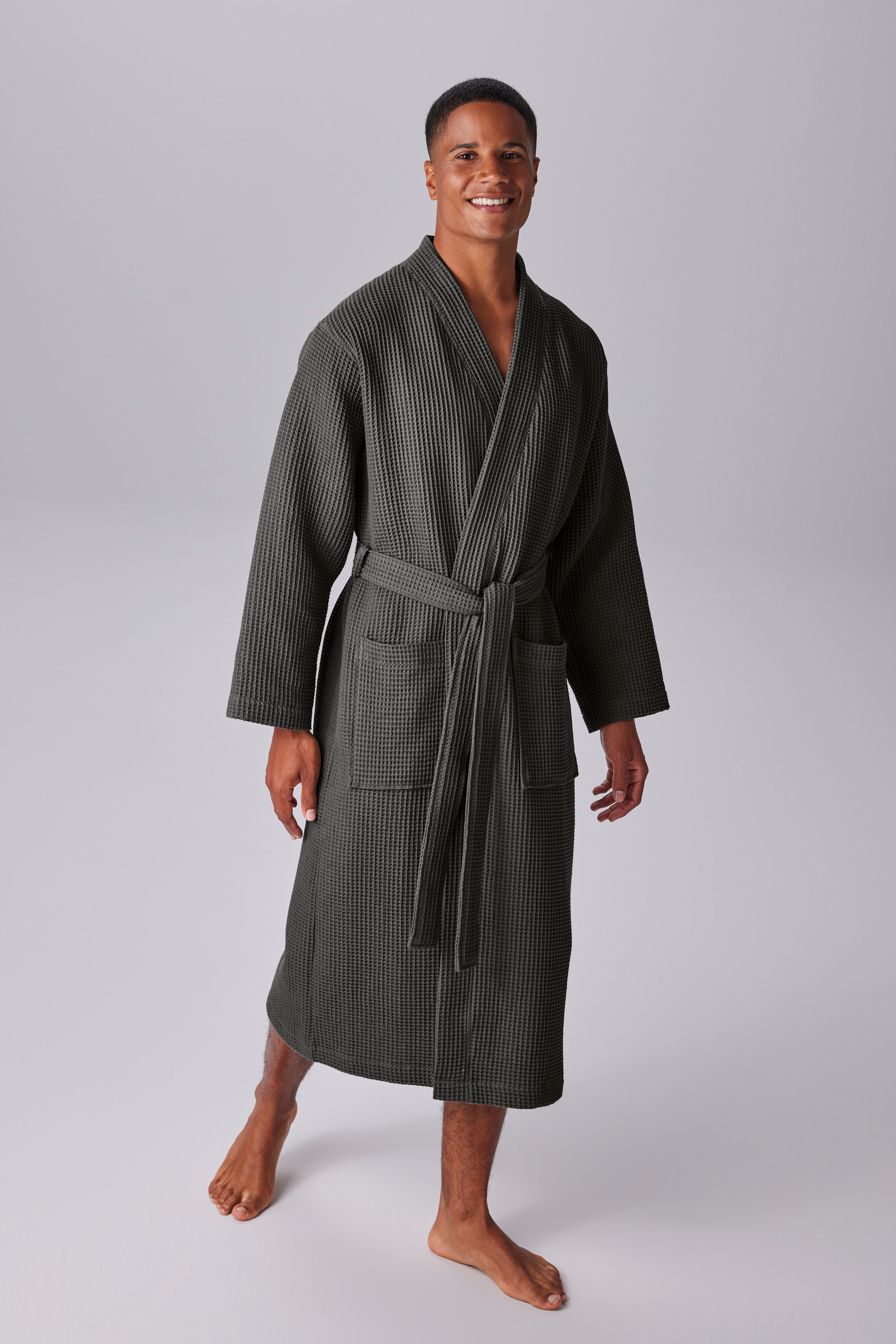 my home Unisex-Bademantel »Inga, Waffelpiqué, ideal für Sauna & Spa, Hotelbademantel«, (1 St.), kleines Packmass, Taschen, Damen & Herren, S-3XL, Morgenmantel