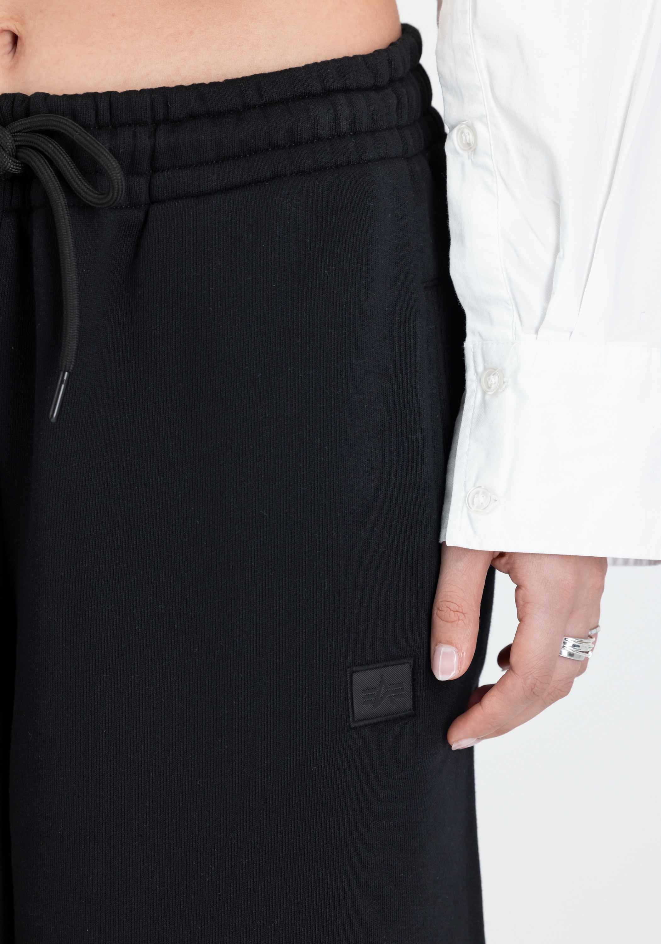 Alpha Industries Jogginghose »Alpha Industries Women - Jogger Alpha Essentials RL Jogger W«