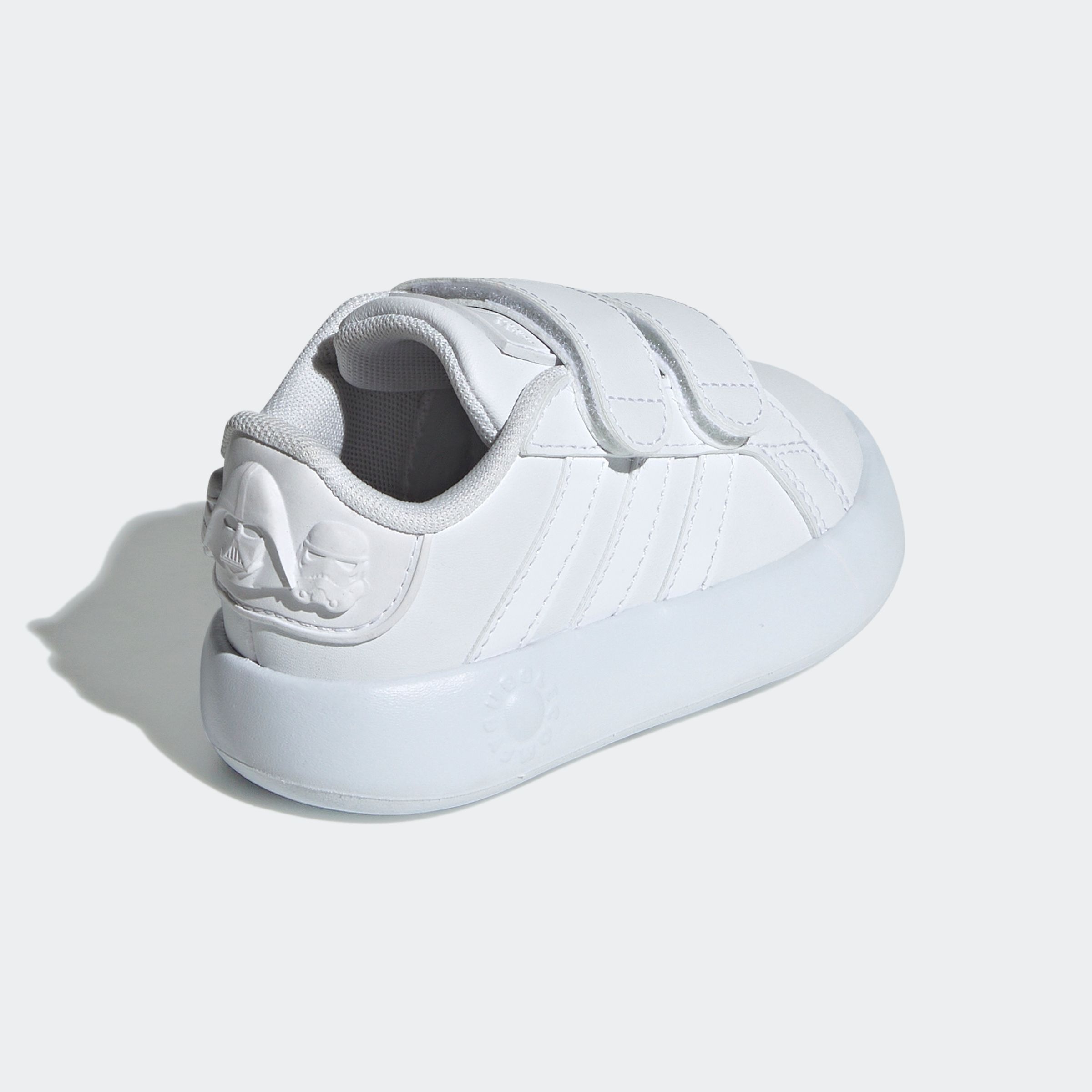 adidas Sportswear Klettschuh »ADIDAS STAR WARS KIDS GRAND COURT 2.0 SCHUH«, Design auf den Spuren des adidas Superstar, für Kinder