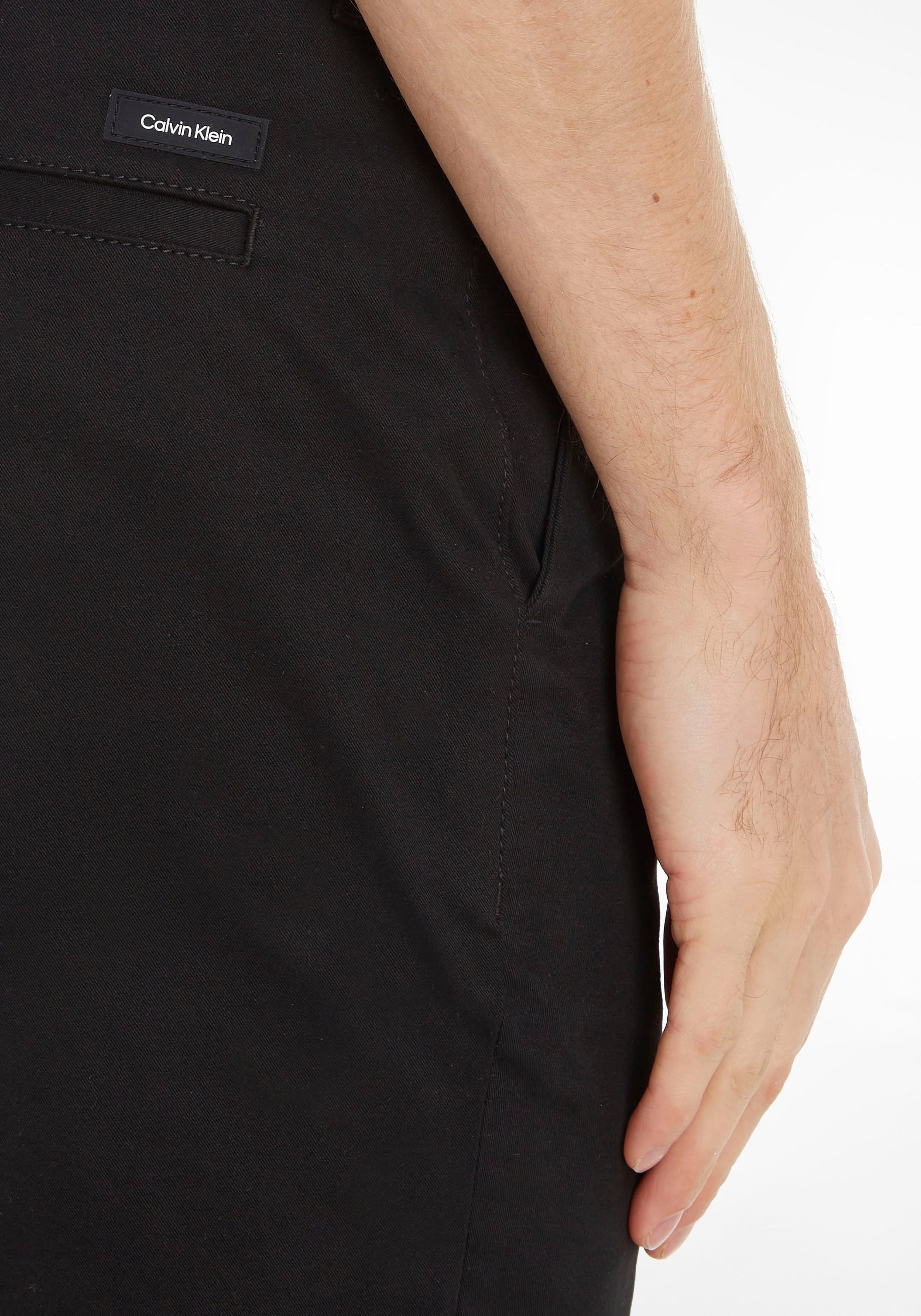 Calvin Klein Stoffhose, mit praktischem Gürtel online | bestellen Jelmoli-Versand