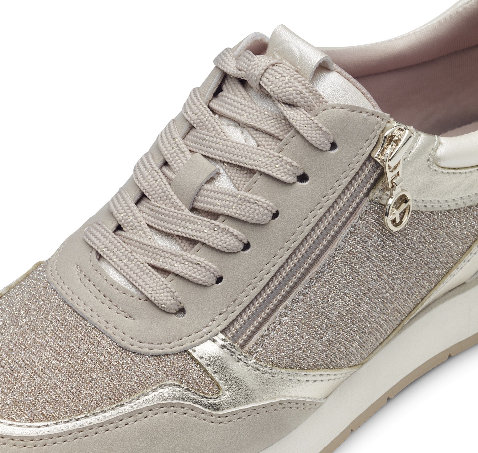 Tamaris Plateausneaker, Freizeitschuh, Halbschuh, Schnürschuh mit dezenten Metallic-Details