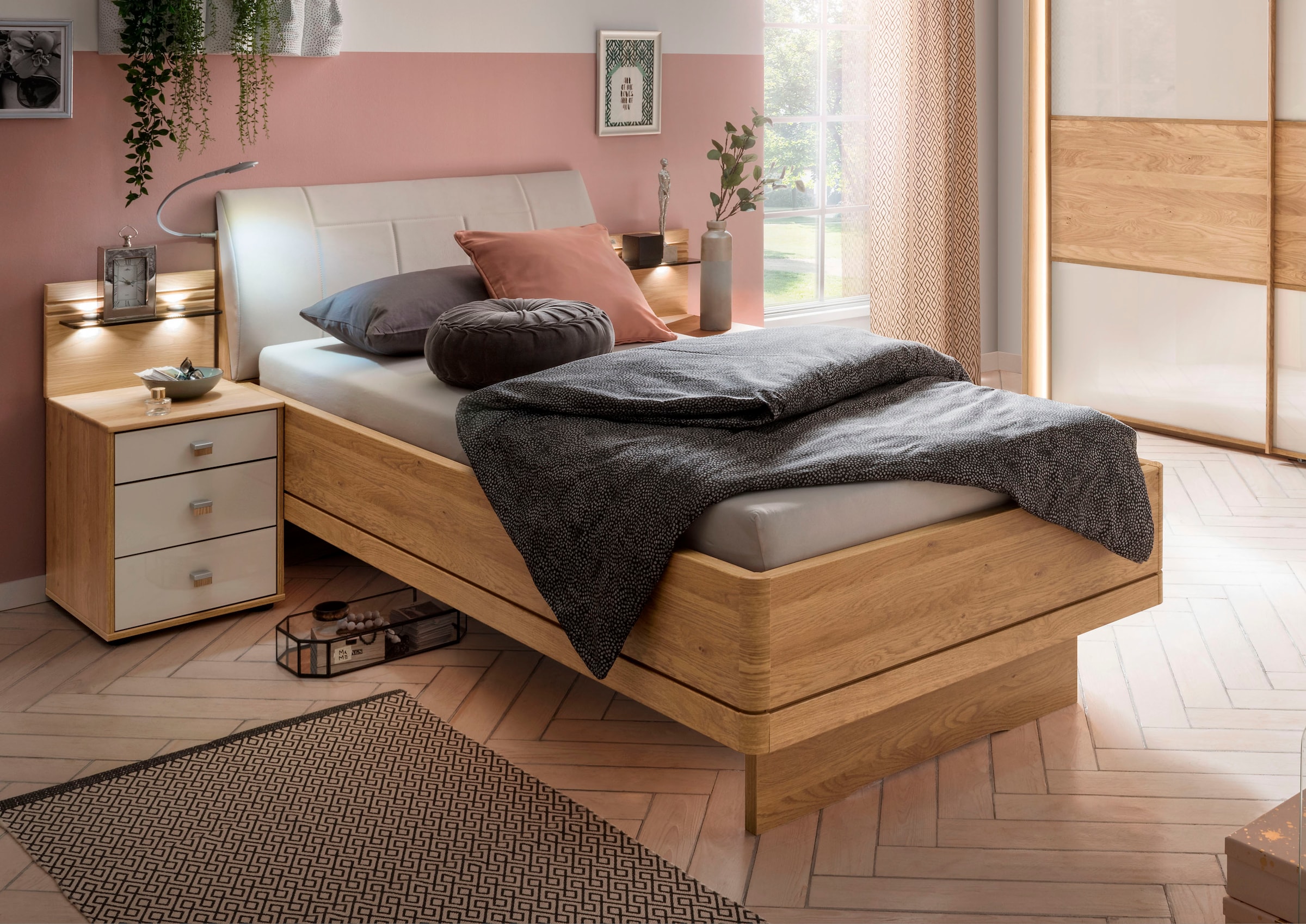 WIEMANN Bett »Kiruna, Bettgestell, Bettrahmen, Eiche Nachbildung, Polsterkopfteil« 4-fache Liegehöhenverstellung, MADE IN GERMANY, Polsterkopfteil aus Kunstleder, verschiedene Grössen, in Komforthöhe