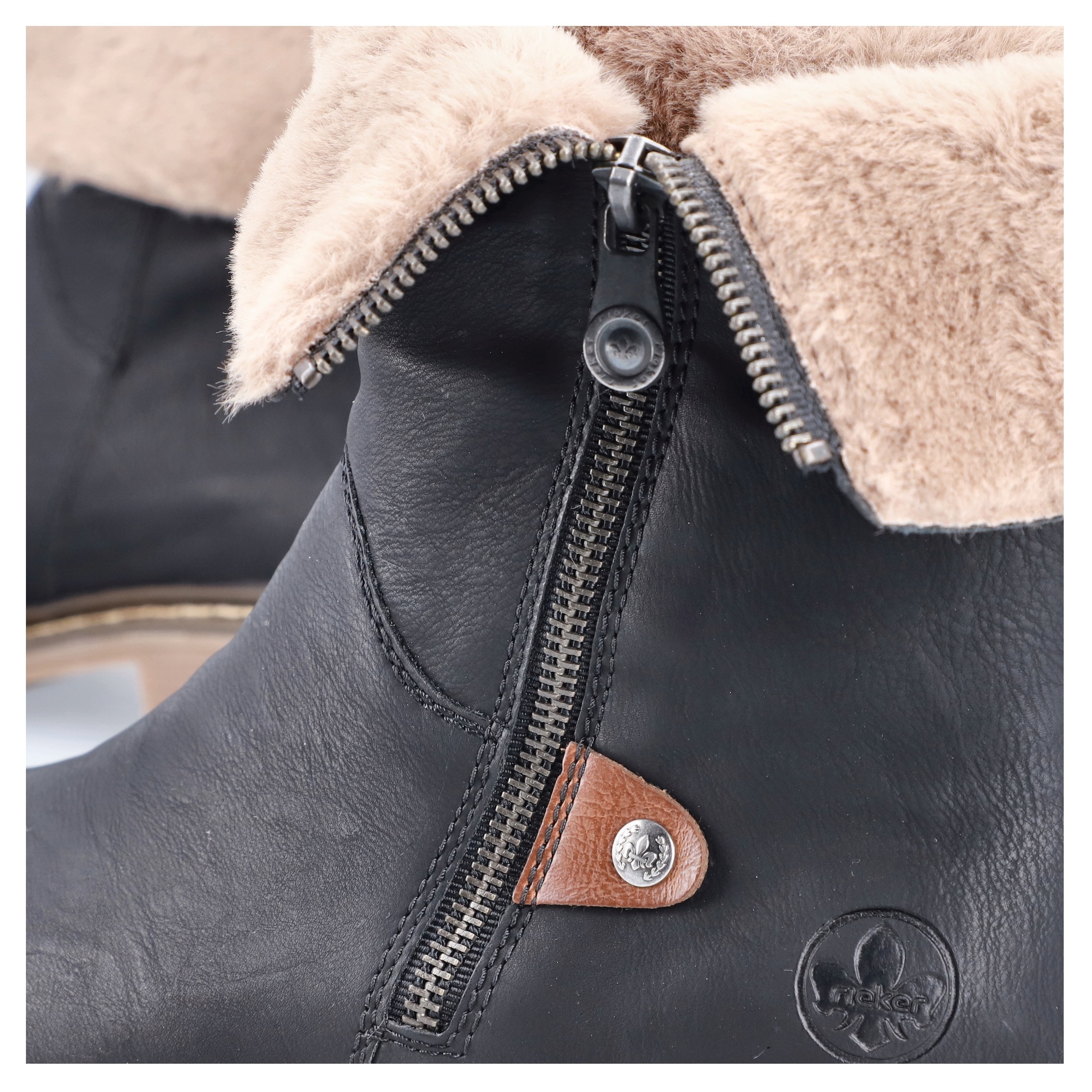 Rieker Winterstiefelette, mit Reissverschluss an der Aussenseite