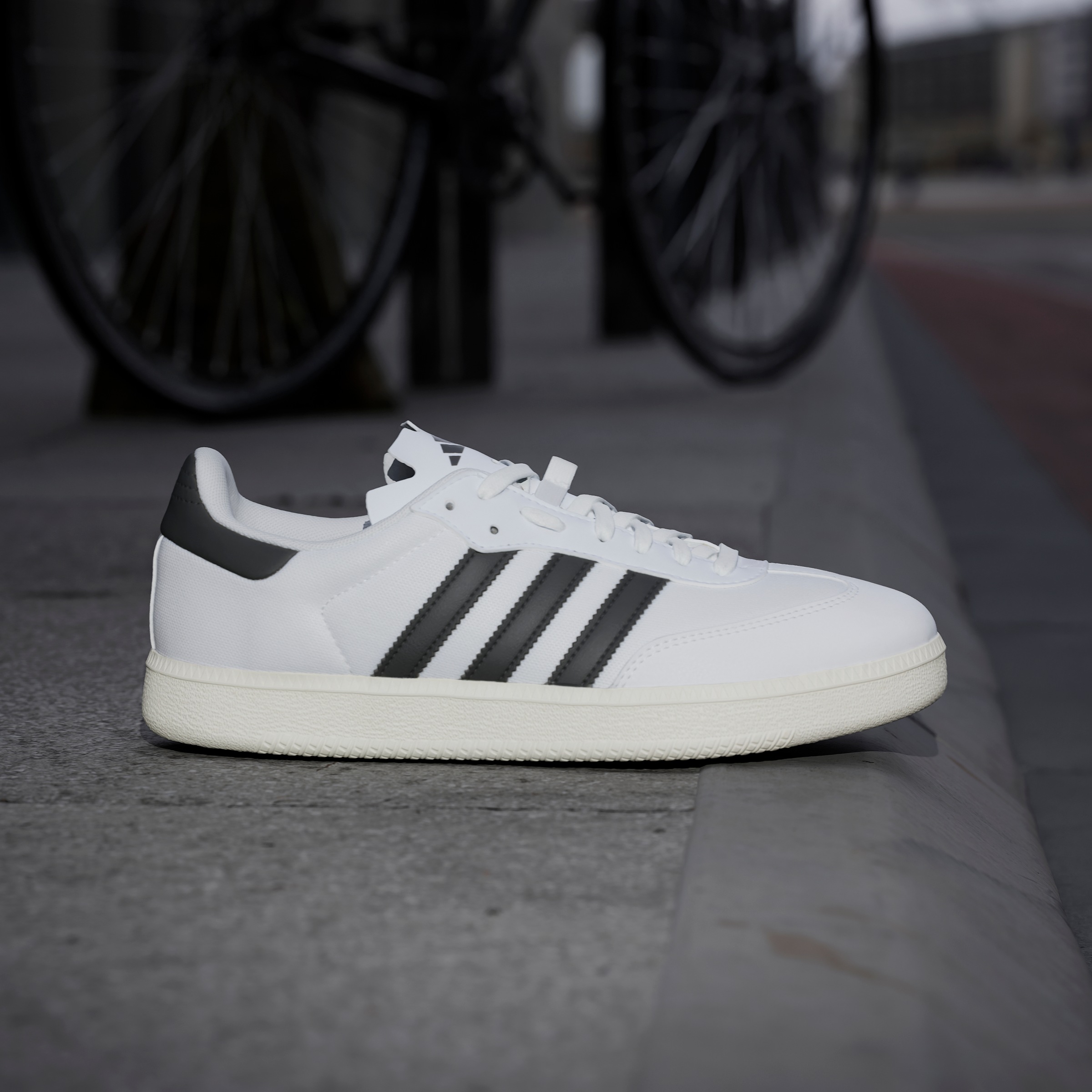 adidas Performance Sneaker »THE CYCLING VELOSAMBA MADE WITH NATURE«