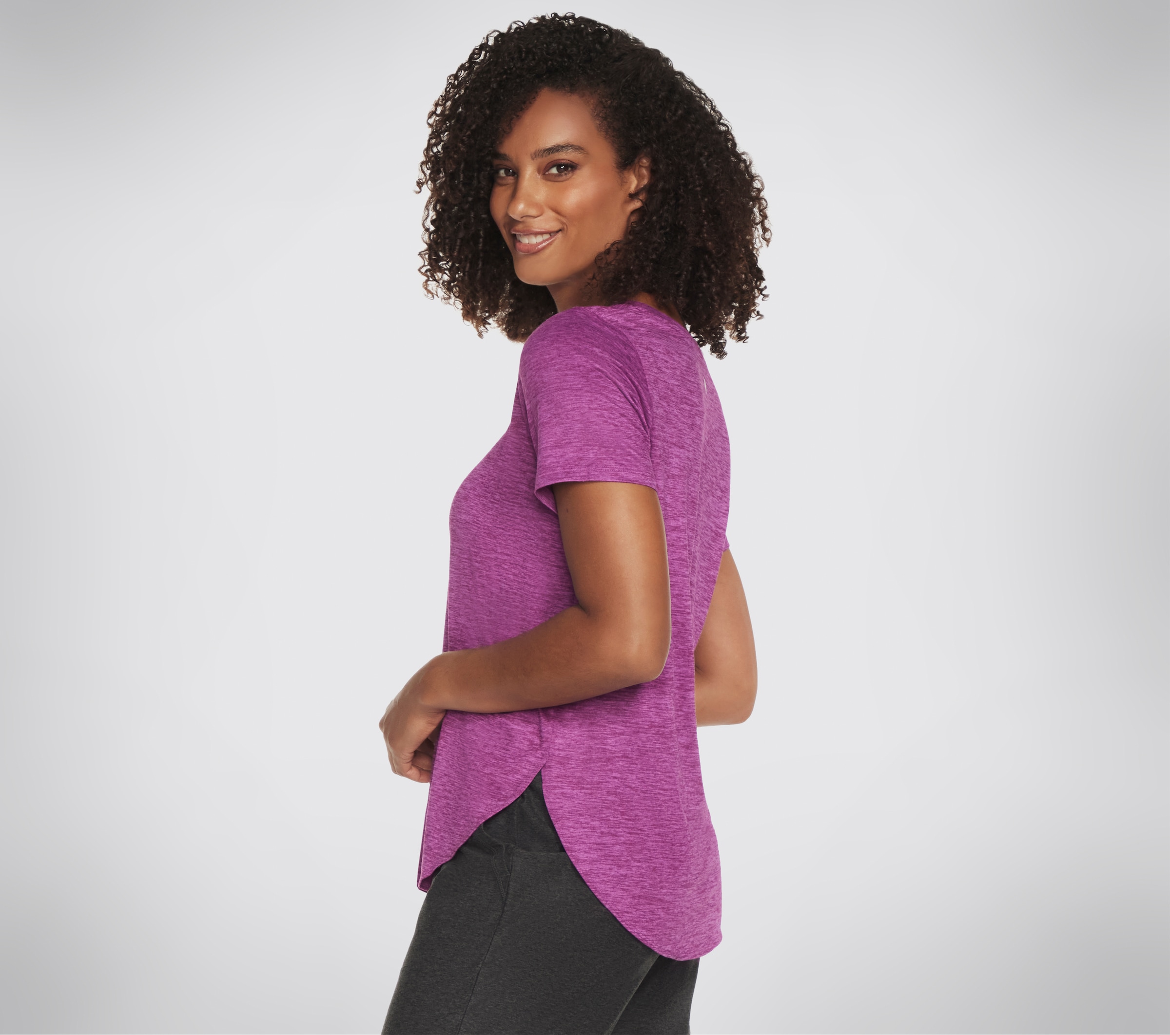 Skechers Funktionsshirt »GODRI SWIFT TUNIC TEE«, (1 tlg.)