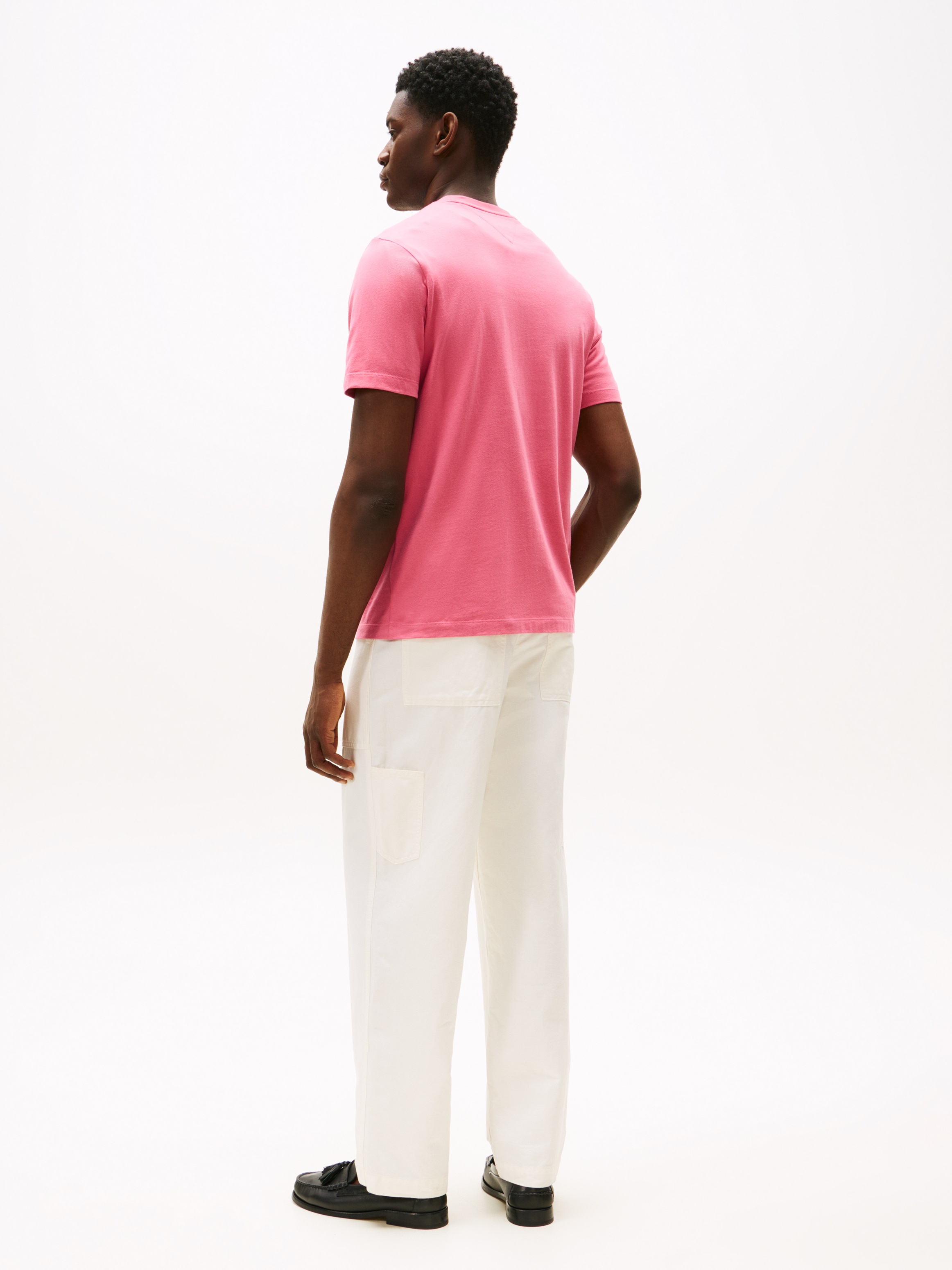 Tommy Hilfiger T-Shirt »ESSENTIAL REG FIT SOLID TEE mit Stickerei und Rundhals«, unifarben, casual, regular fit, Baumwolle, Rundhals