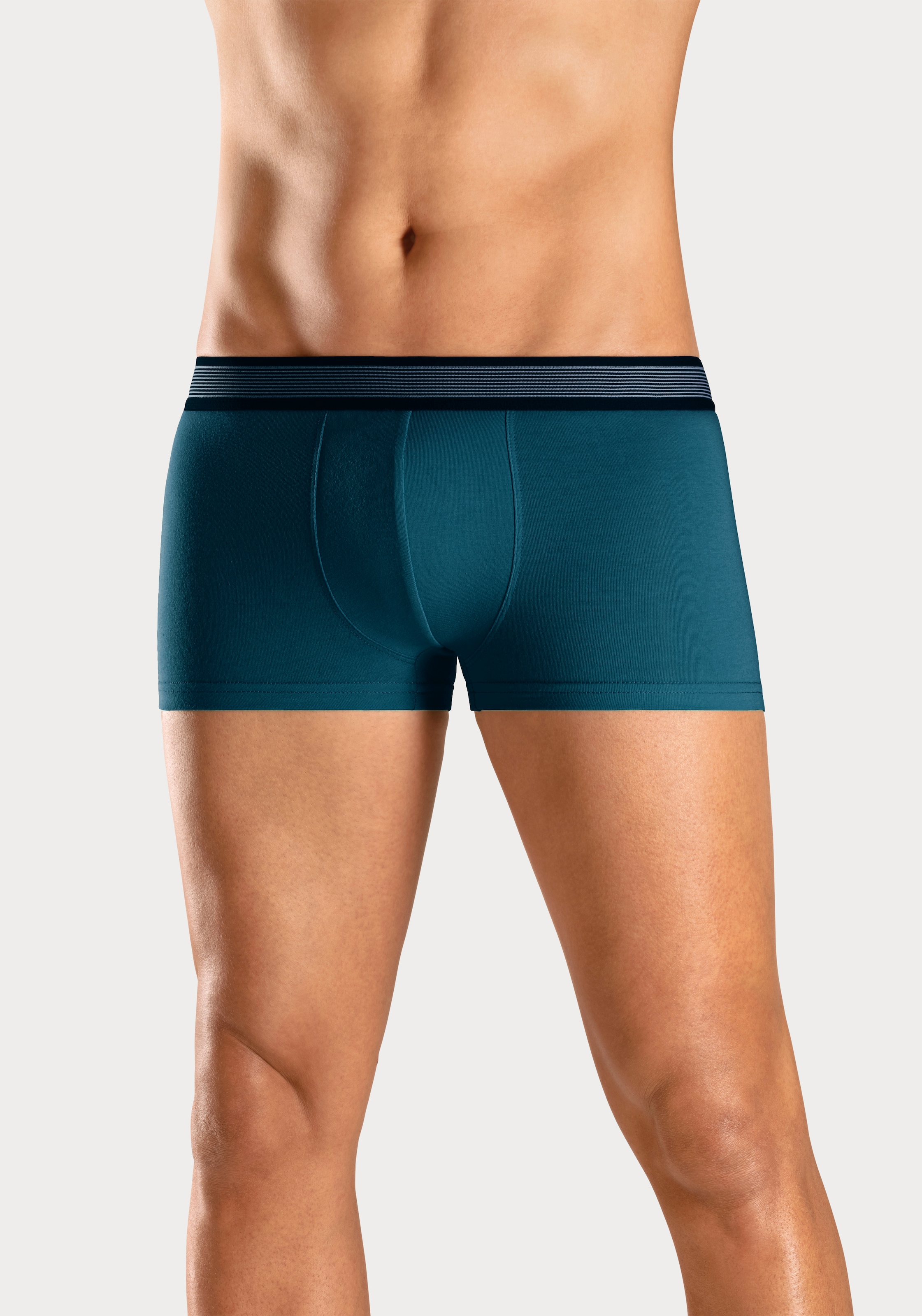 H.I.S Hipster, (Packung, 4 St.), knapp sitzende Boxershorts aus Baumwollmischung