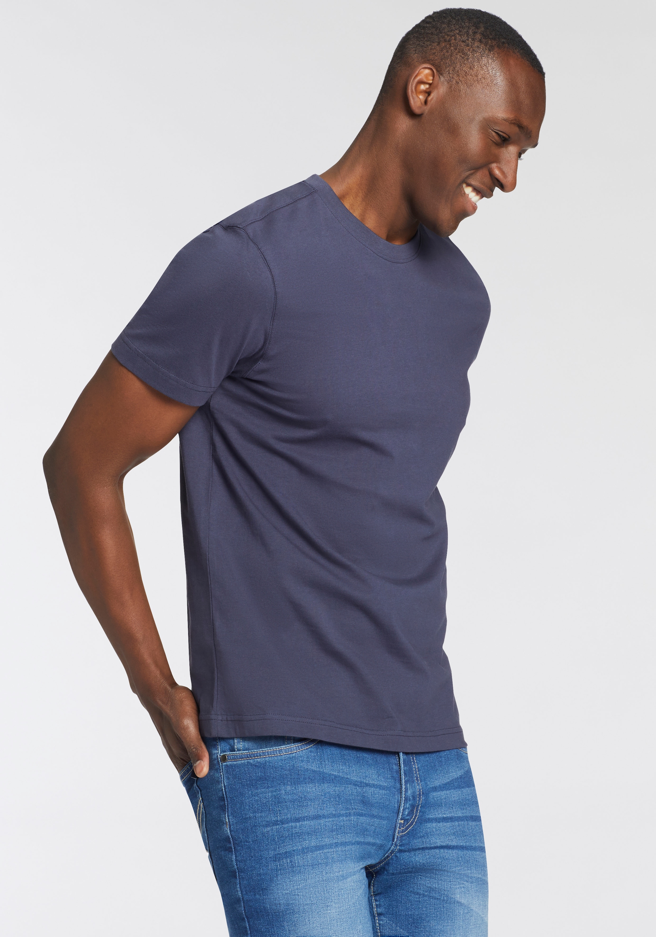 Man's World T-Shirt »neue Farben!«, (3er-Pack), Kurzarm, unifarben, Rundhals, aus Baumwolle