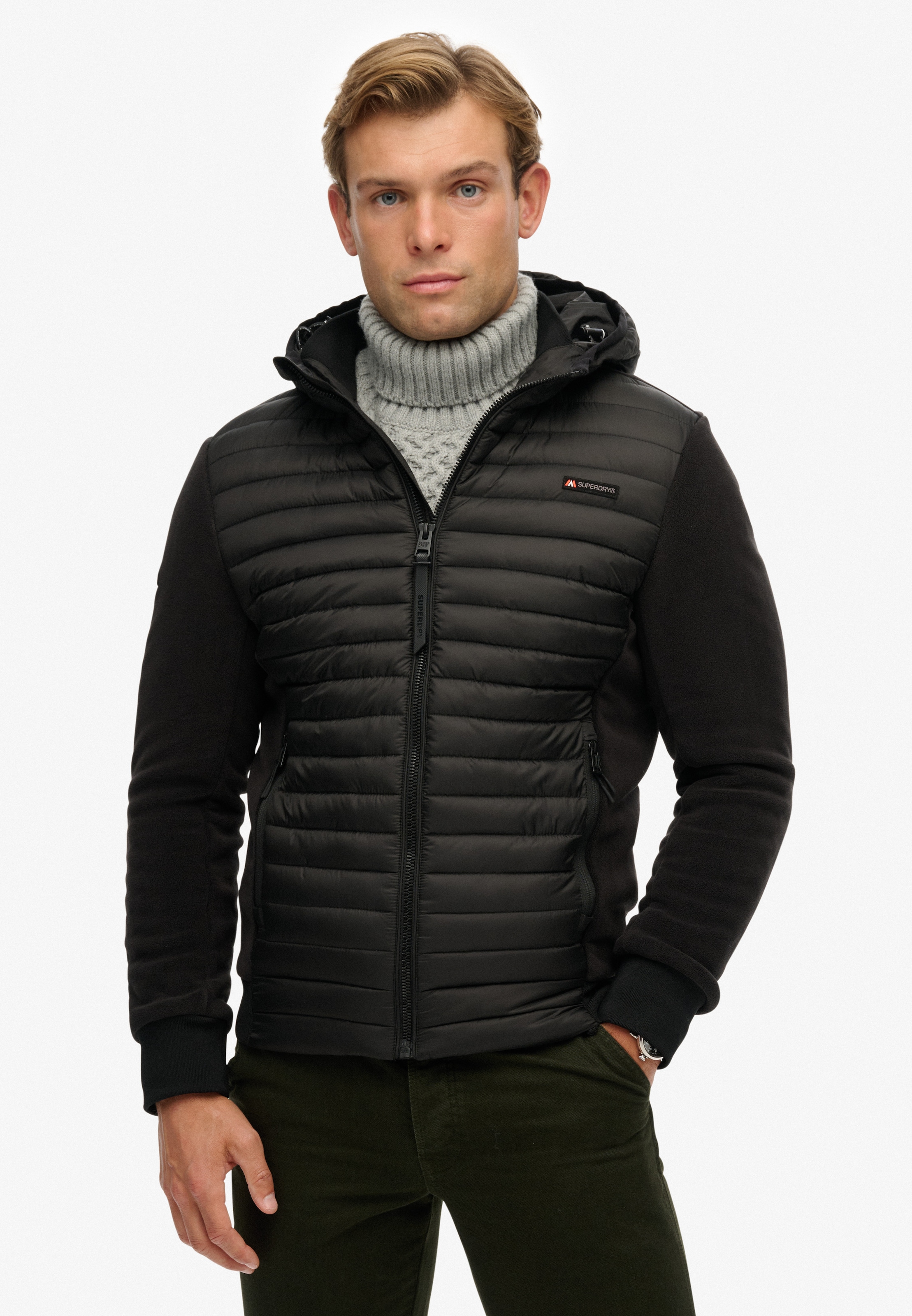 Superdry Steppjacke "HOOD STORM FLEECE HYBRID JKT" mit Kapuze Slim Fit, mit Reissverschluss, aus Polyester