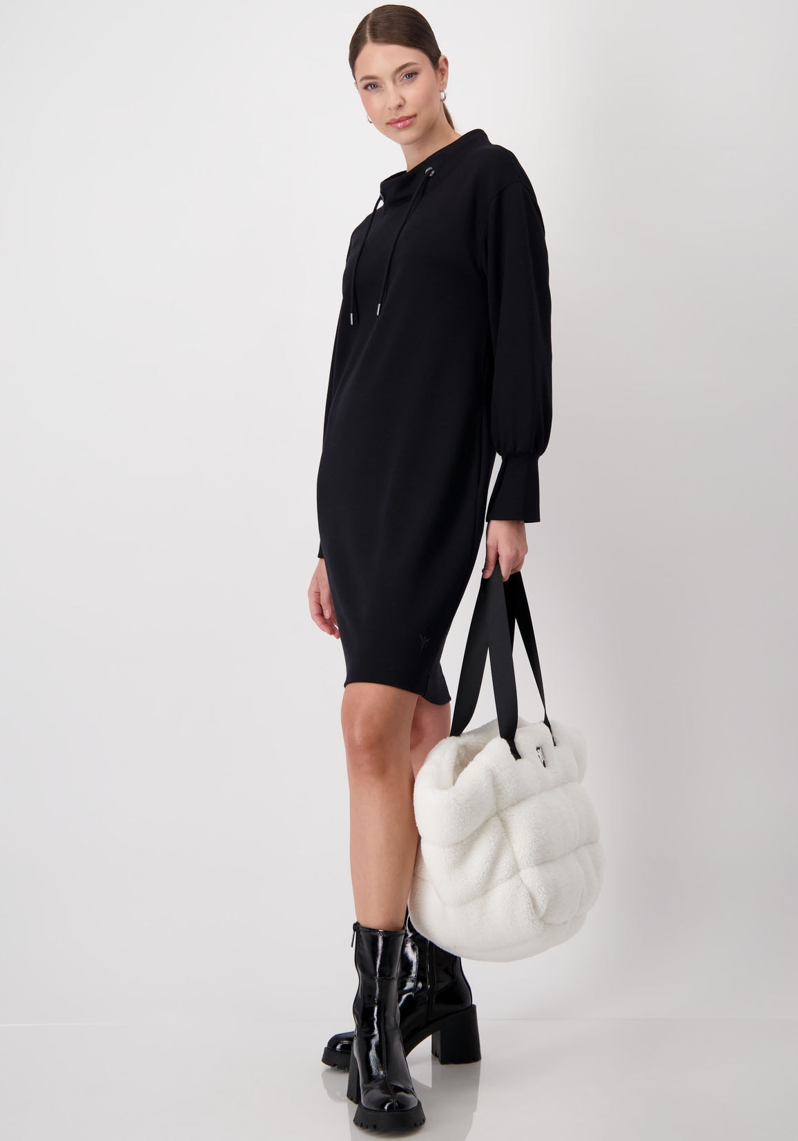 Monari Sweatkleid, mit Stehkragen und Kordelzug