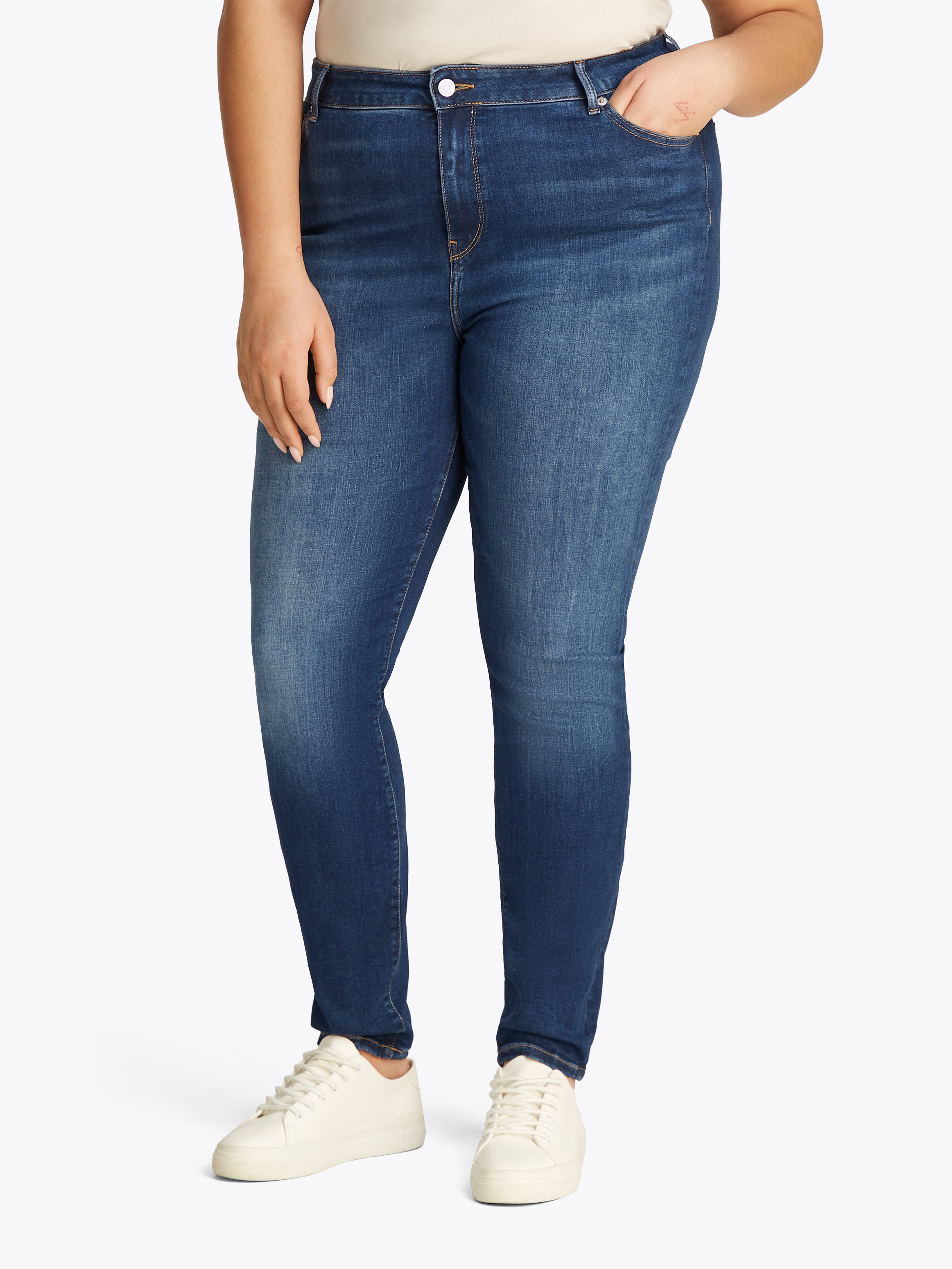 TOMMY HILFIGER Curve Skinny-fit-Jeans »CRV HARLEM SKINNY RW NEW DOREEN«, in Grossen Grössen, Tommy Jeans...