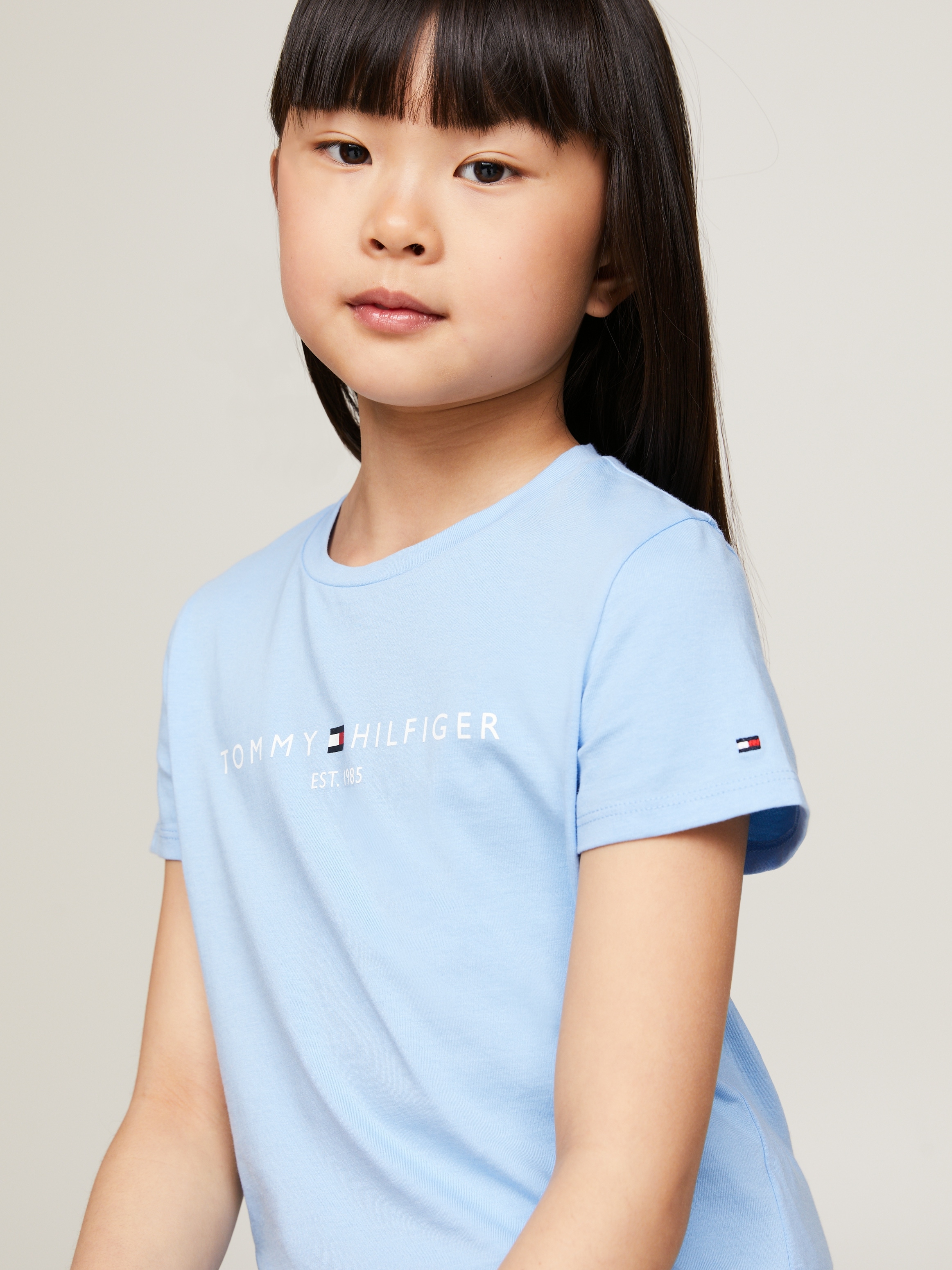 Tommy Hilfiger Kurzarmshirt »ESSENTIAL TEE S/S«, mit Tommy Hilfiger Logoschriftzug